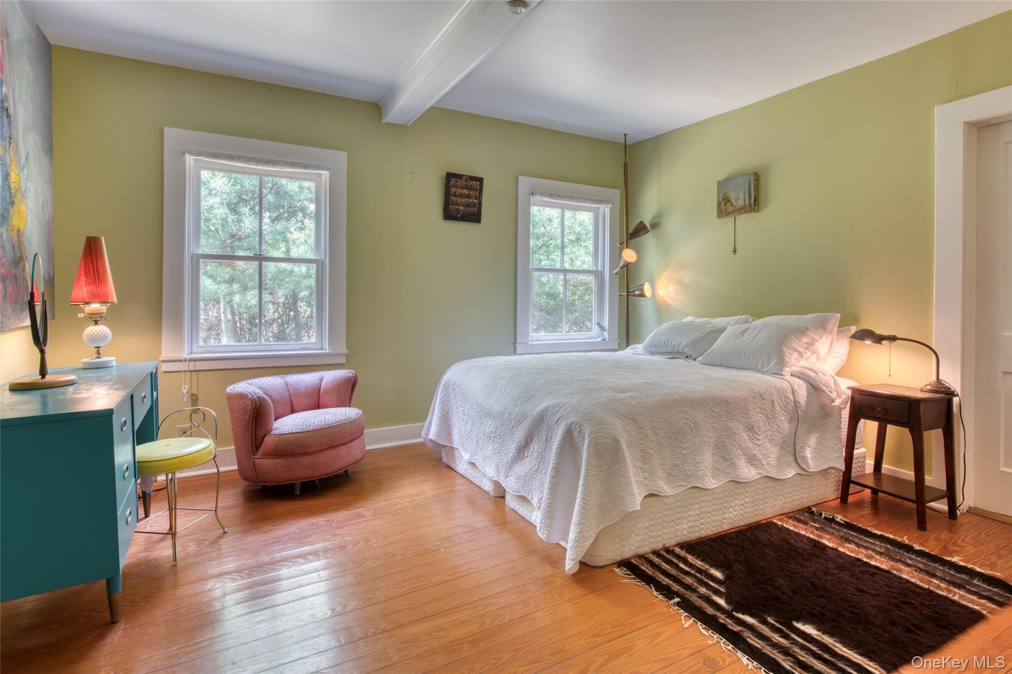 733 Herricks Lane – For Rent photo 7