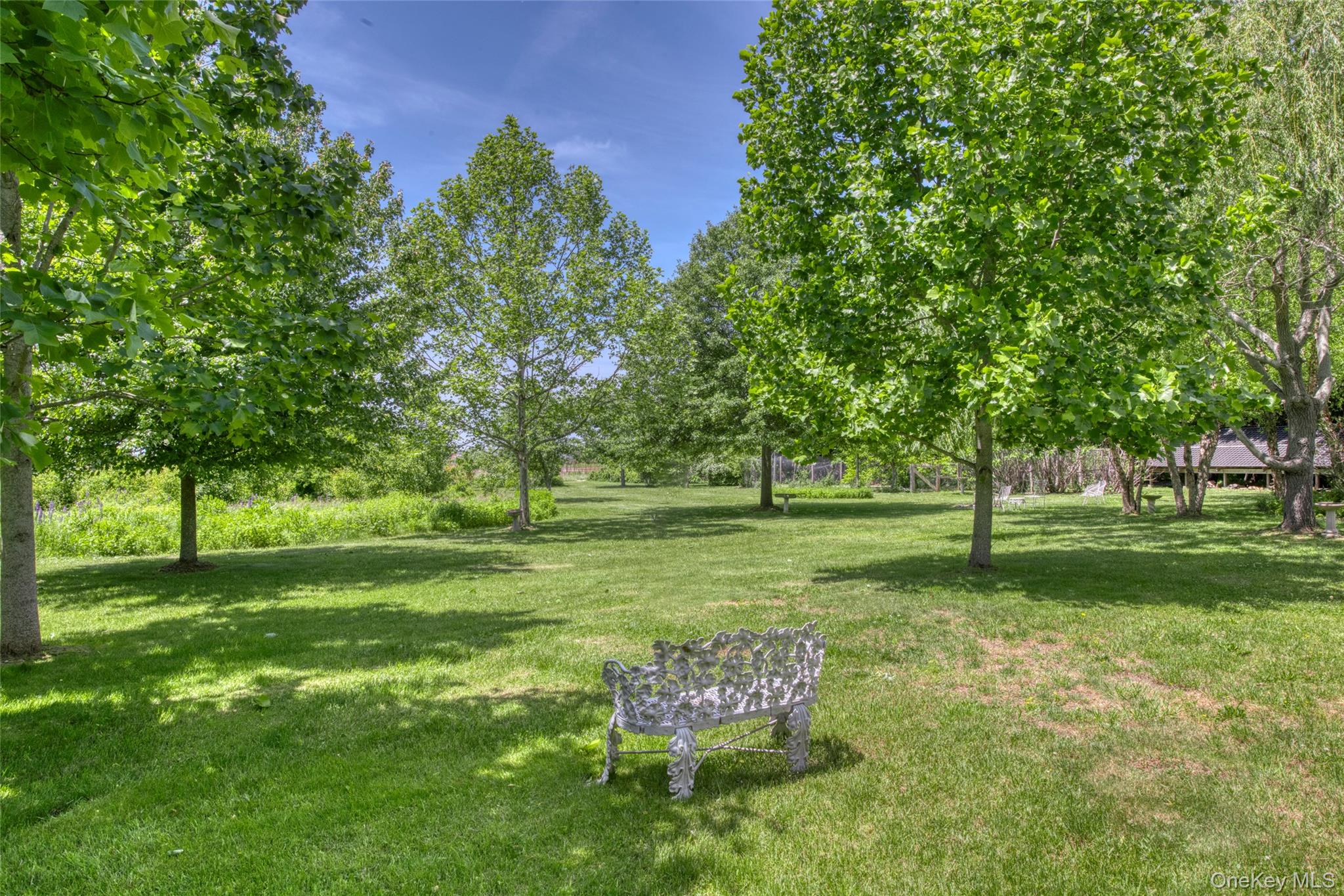 733 Herricks Lane – For Rent photo 3