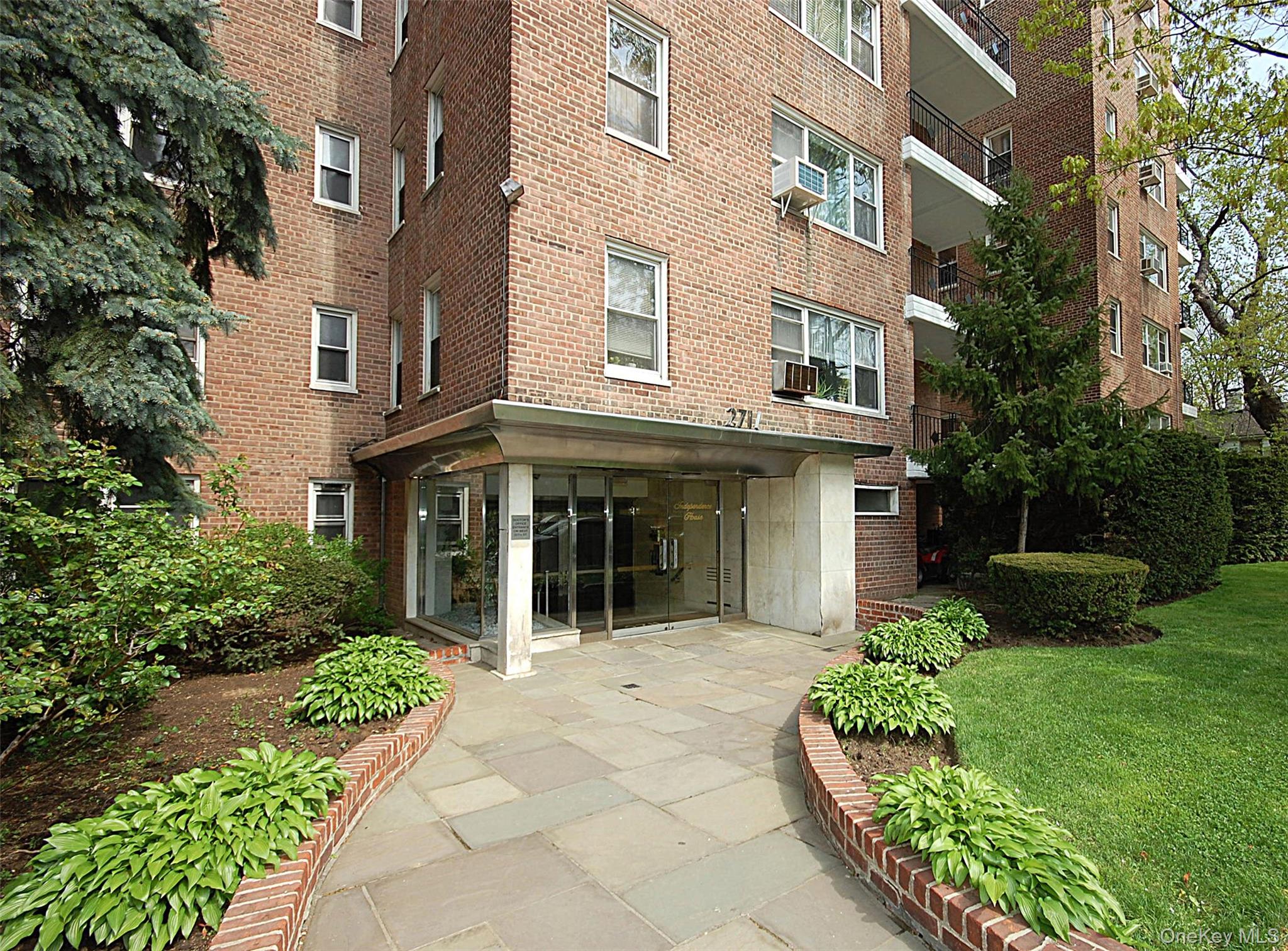 2711 Henry Hudson Parkway W, Unit 7H photo 16
