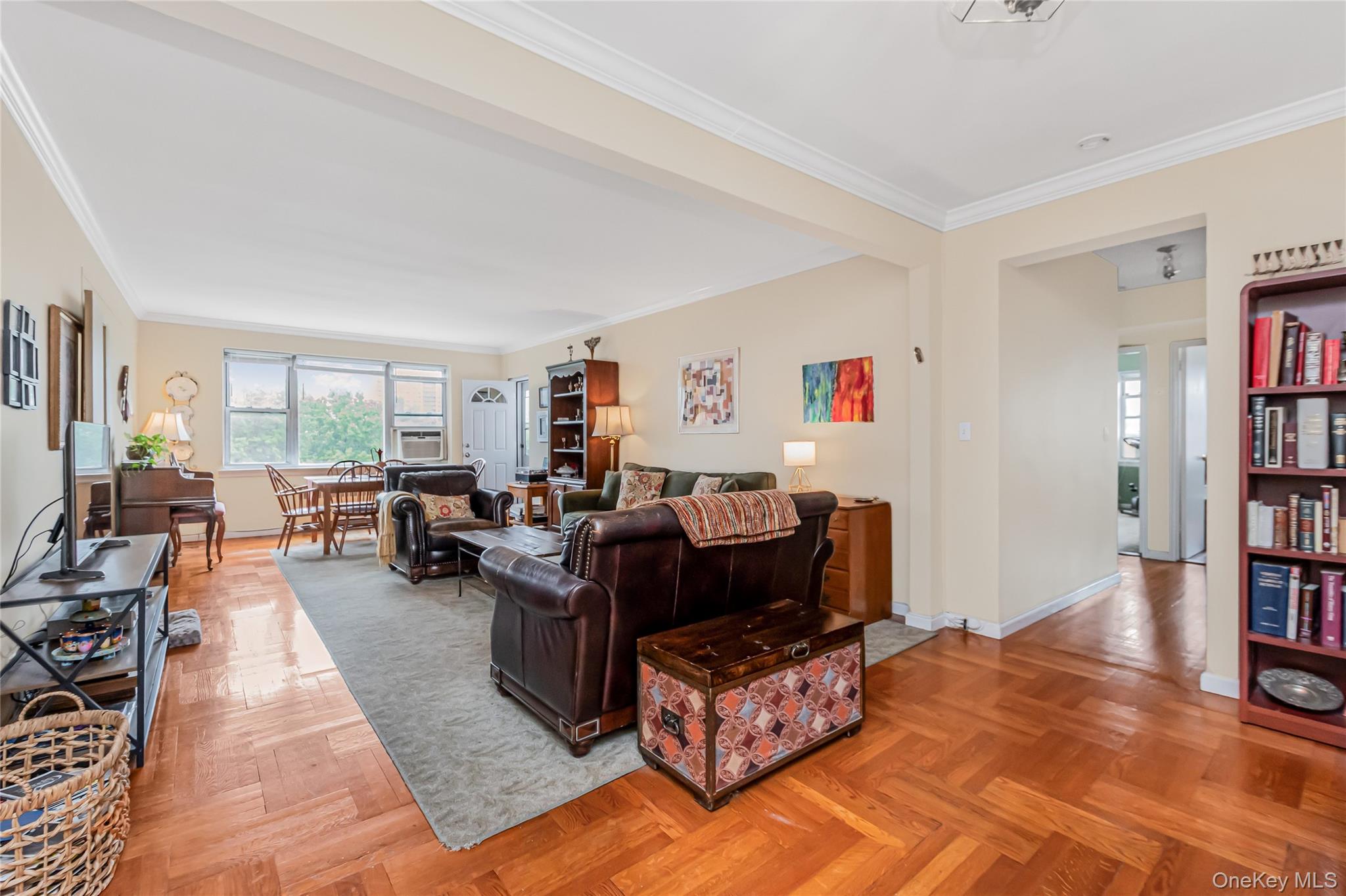 2711 Henry Hudson Parkway W, Unit 7H photo 2