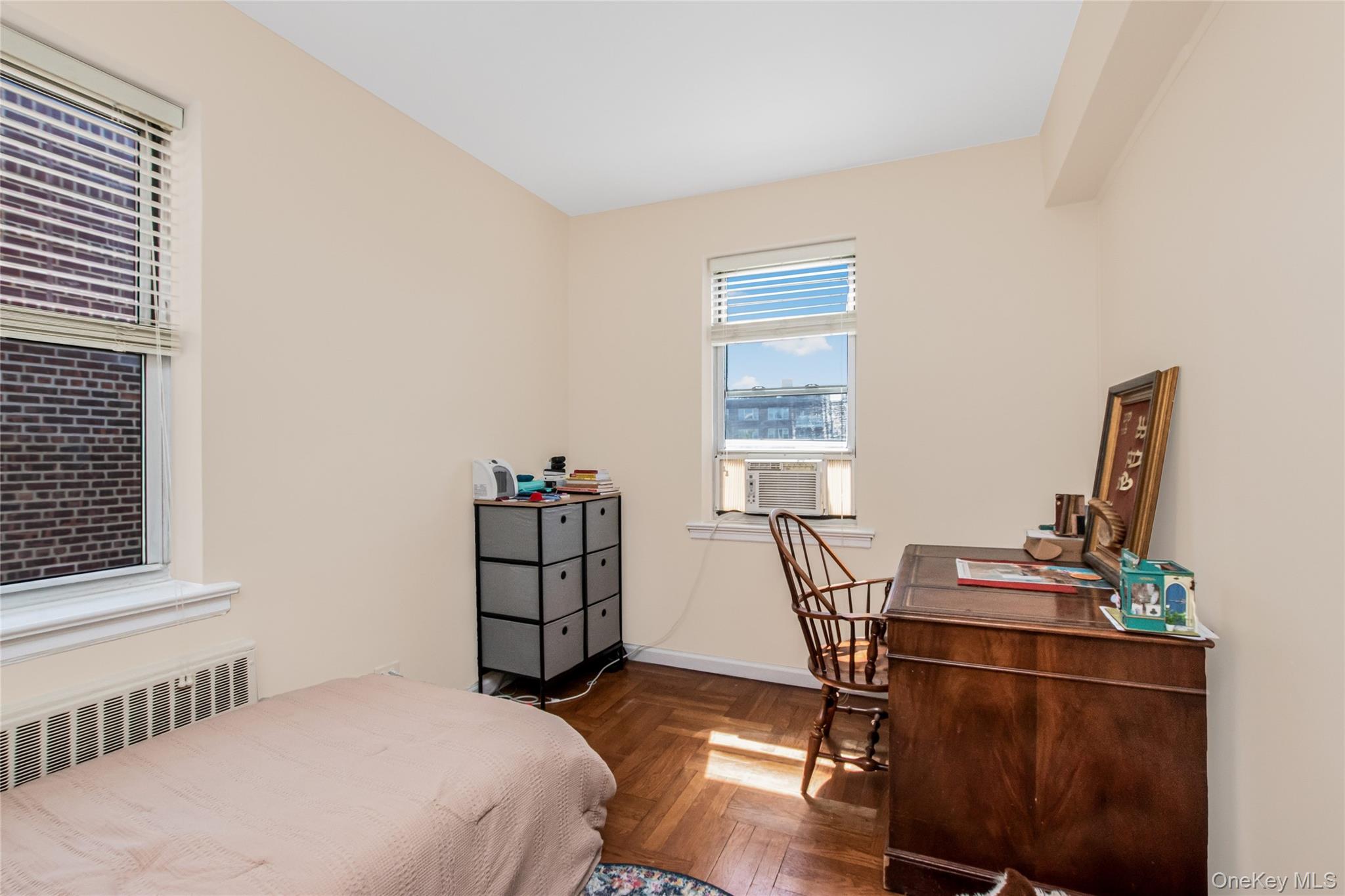 2711 Henry Hudson Parkway W, Unit 7H photo 13