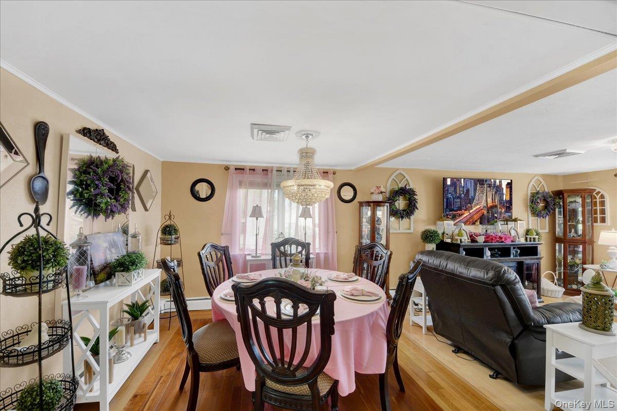 5 Rowell Lane – For Sale photo 8