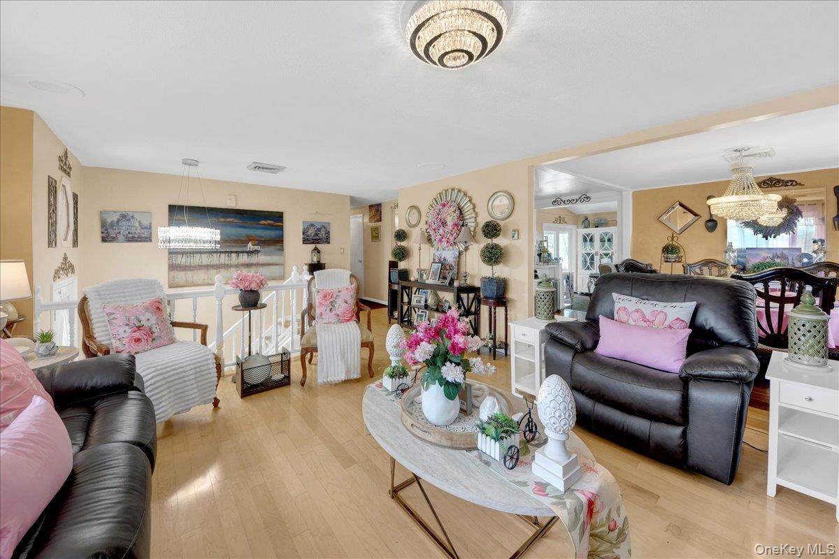 5 Rowell Lane – For Sale photo 6