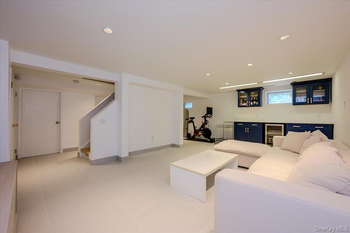 8 Parkside Drive – For Sale photo 27