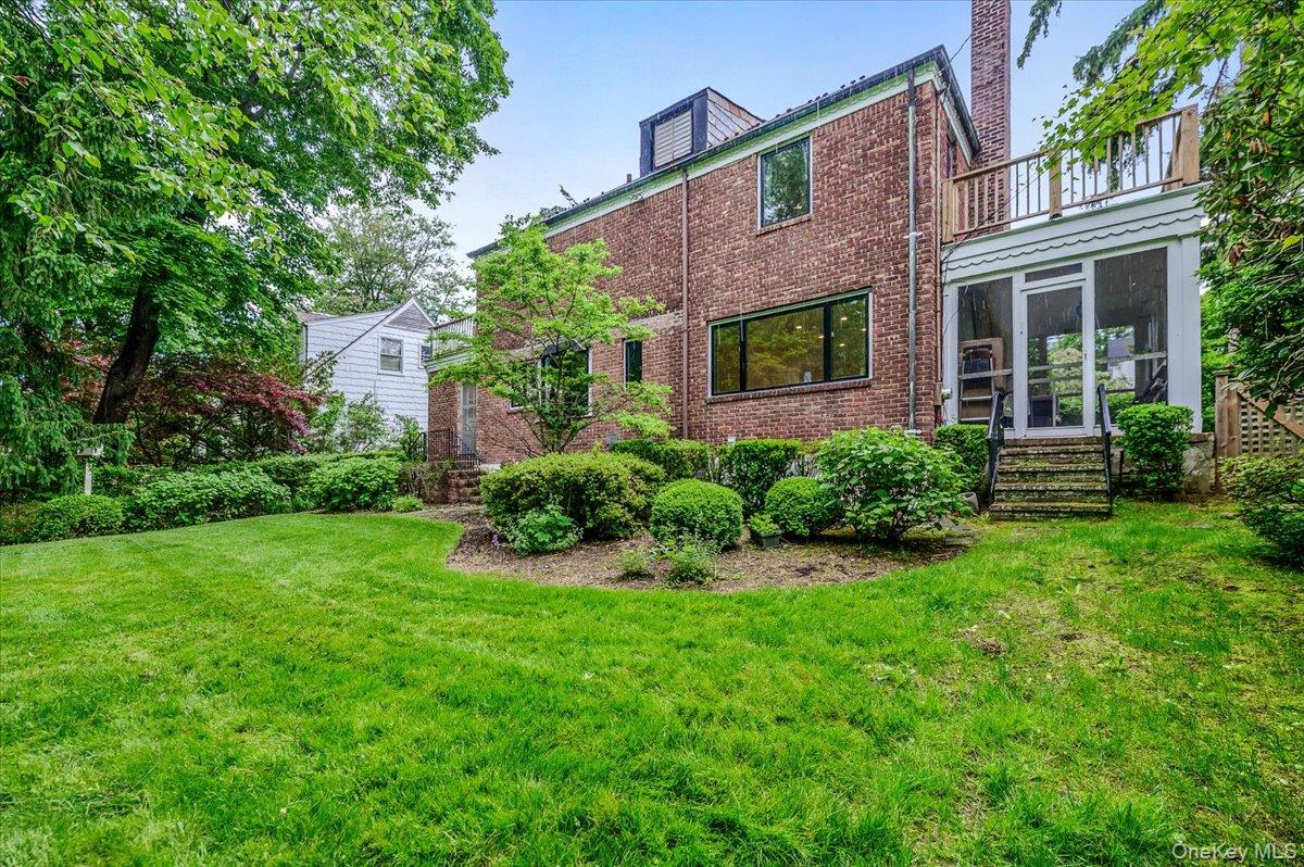 8 Parkside Drive – For Sale photo 32