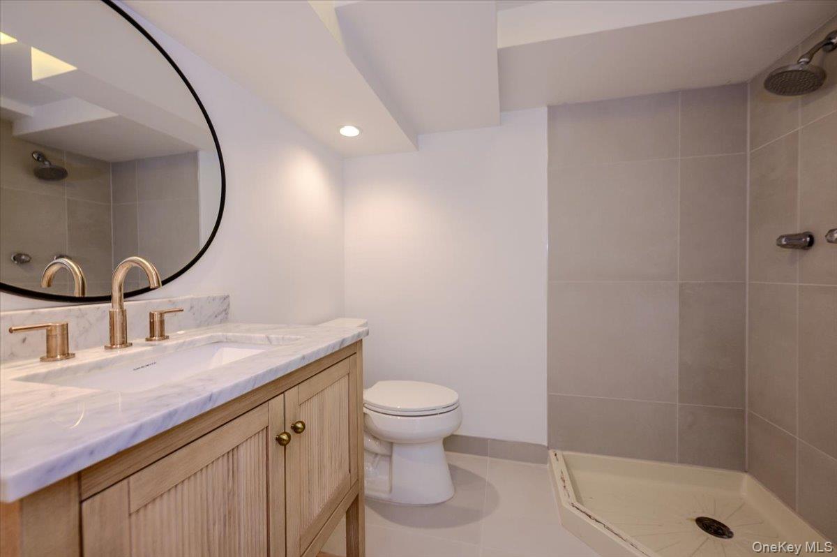 8 Parkside Drive – For Sale photo 16