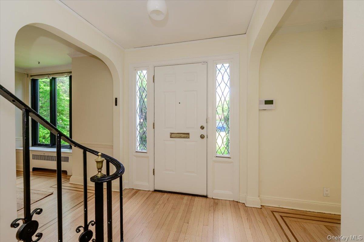 8 Parkside Drive – For Sale photo 4