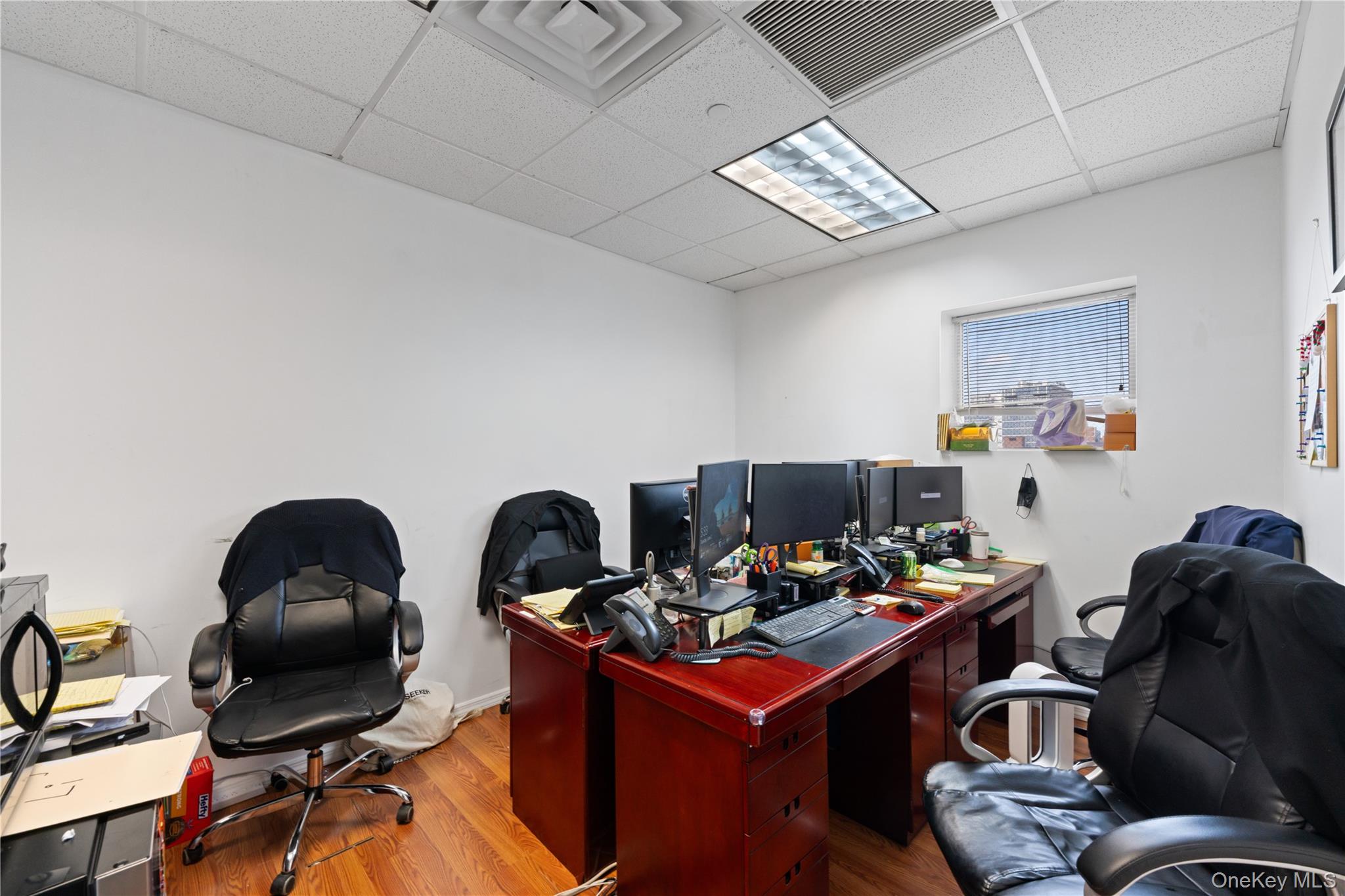 136-33 37th Avenue, Unit 9A photo 3