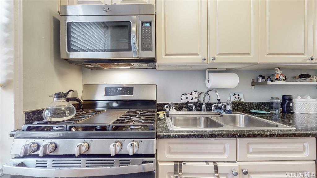 150-29 72nd Road, Unit 5B photo 4