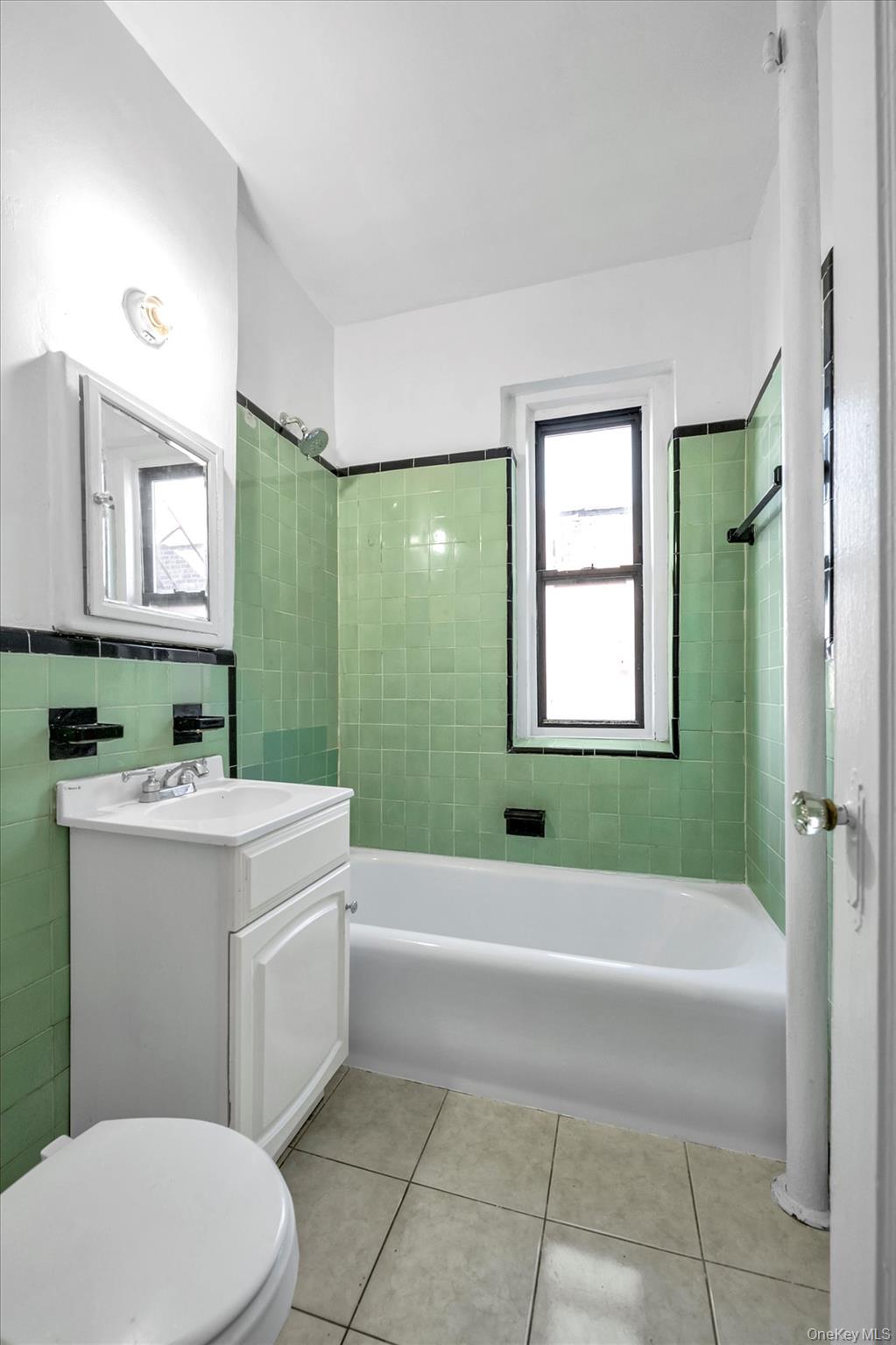 83-44 Lefferts Boulevard, Unit 6C photo 14