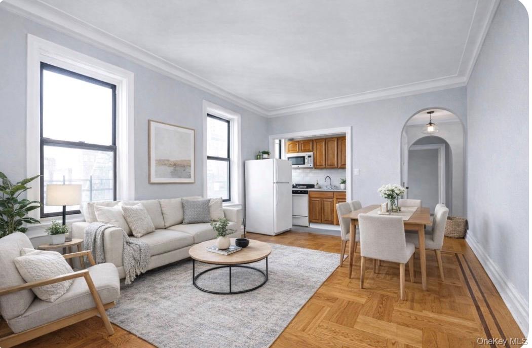 83-44 Lefferts Boulevard, Unit 6C photo 3