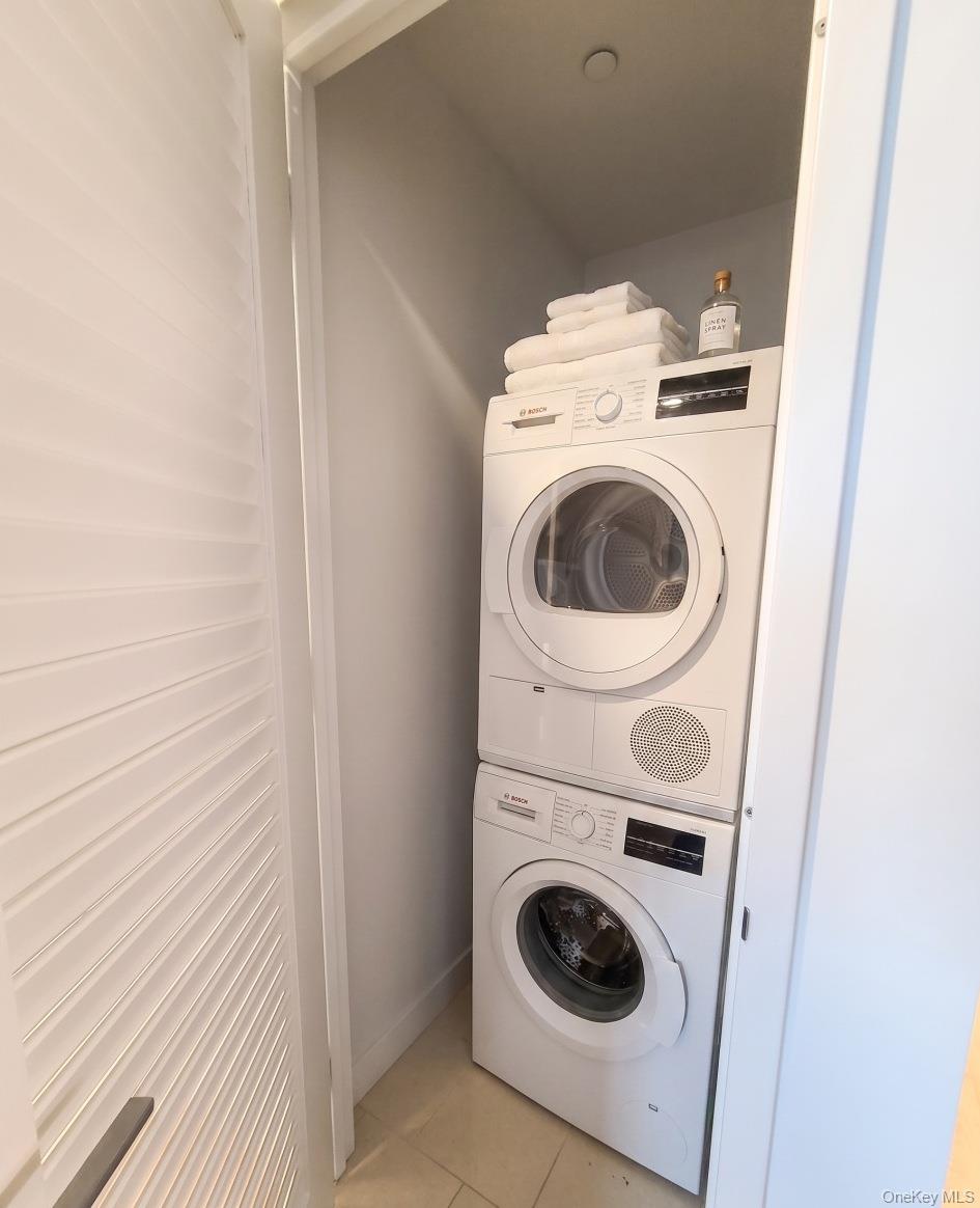 131-01 40th Road, Unit 10S photo 10