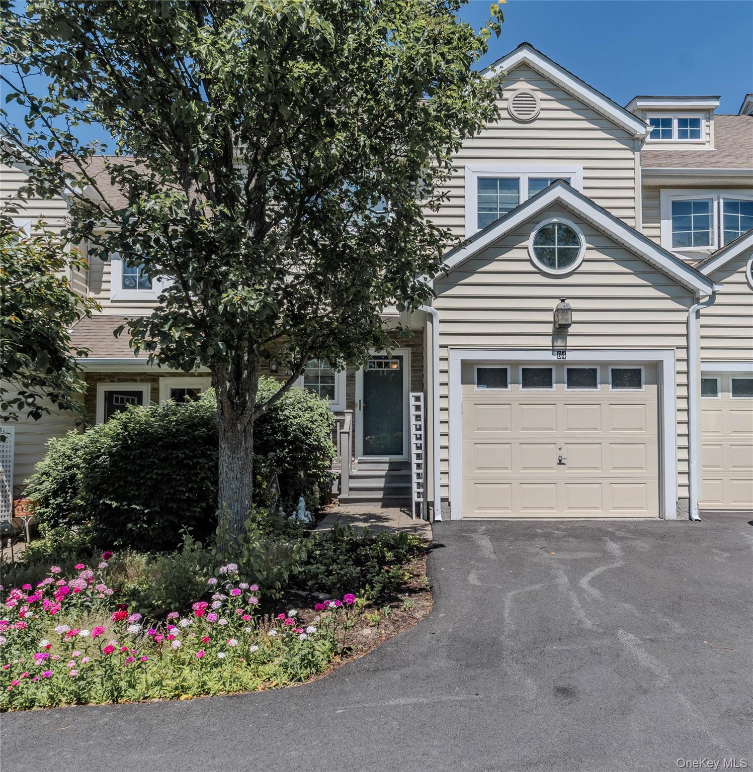 64 Hudson View Terrace – For Sale photo 2