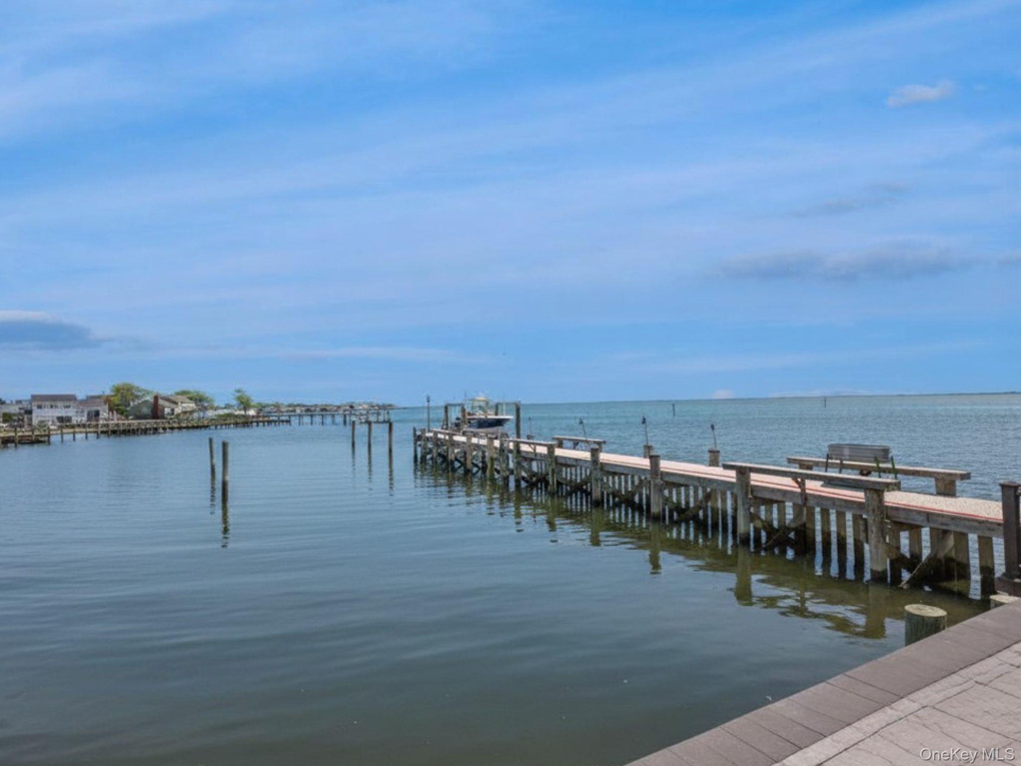 5 Division Avenue – For Sale photo 11