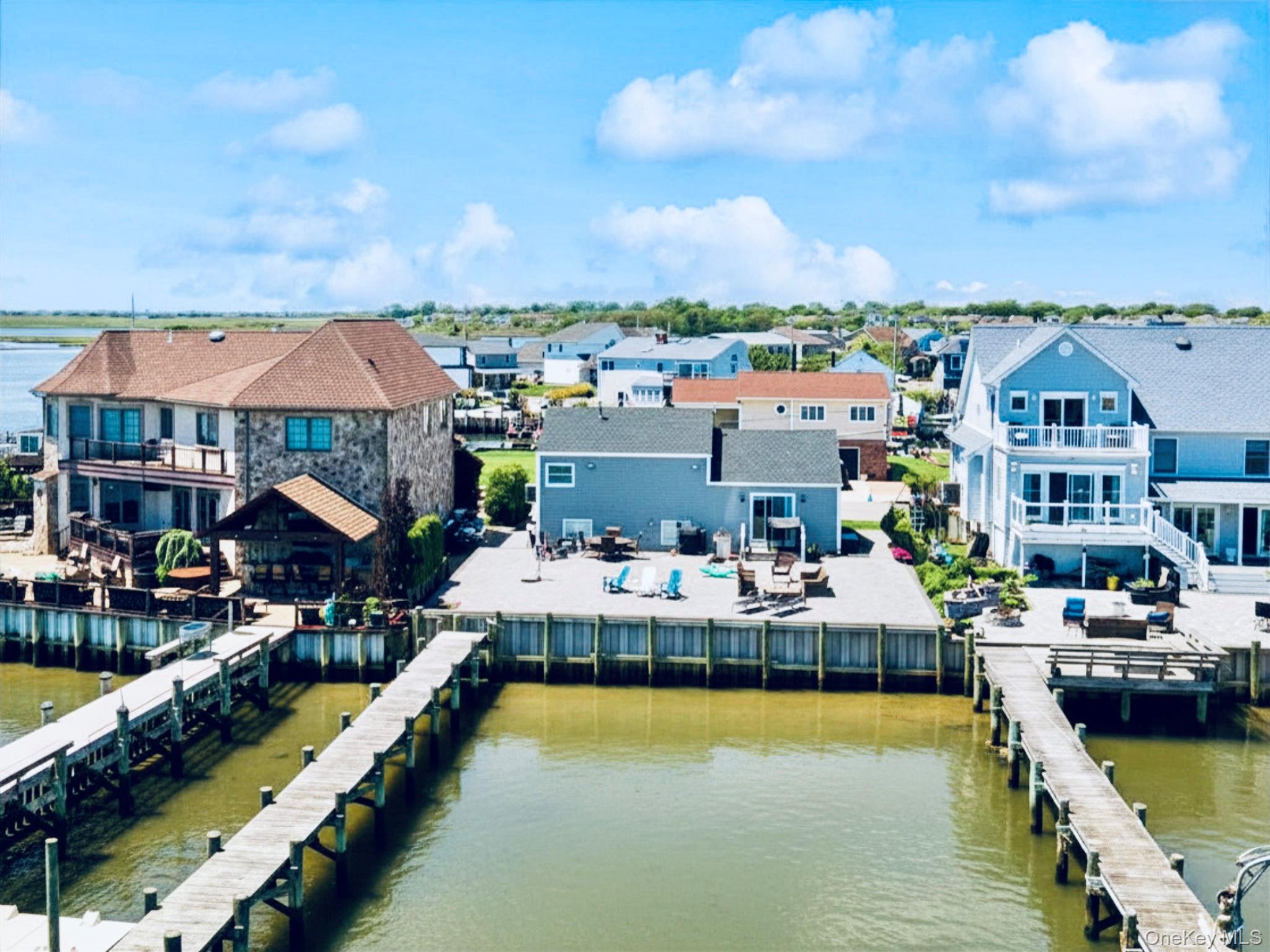 5 Division Avenue – For Sale photo 8