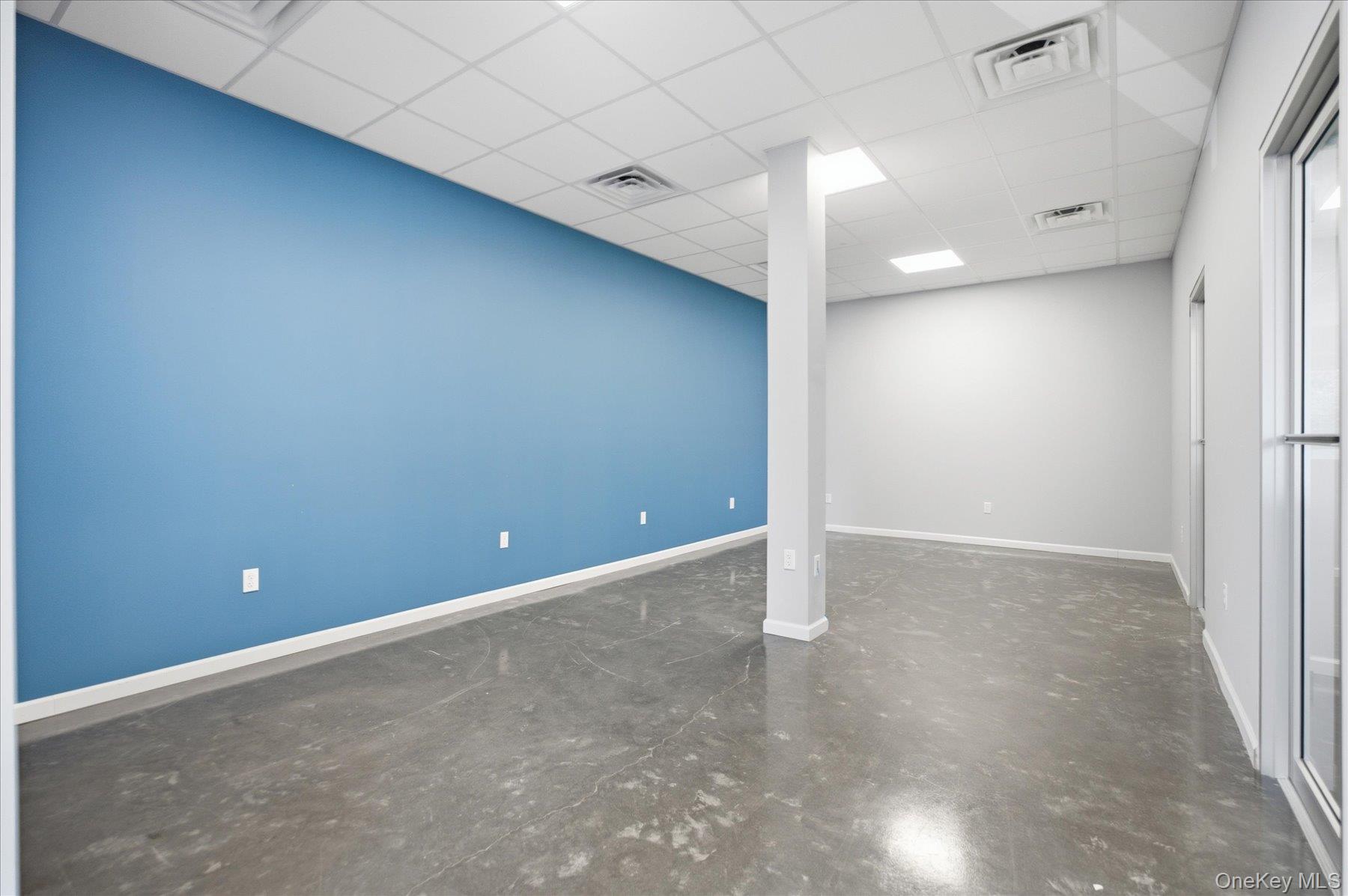 421 N Country Road, Unit 4 photo 4