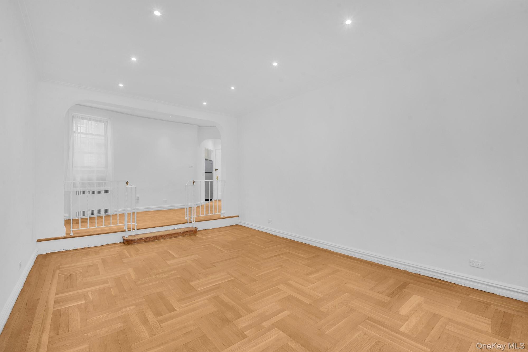 225 W 25th Street, Unit 5K photo 7