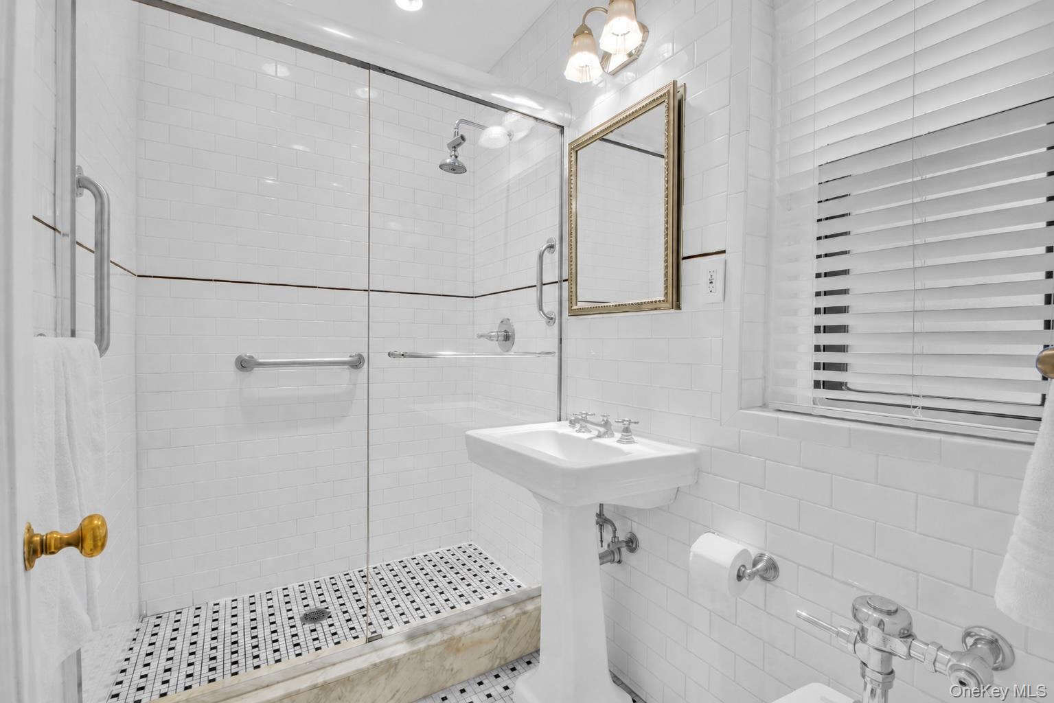 225 W 25th Street, Unit 5K photo 11