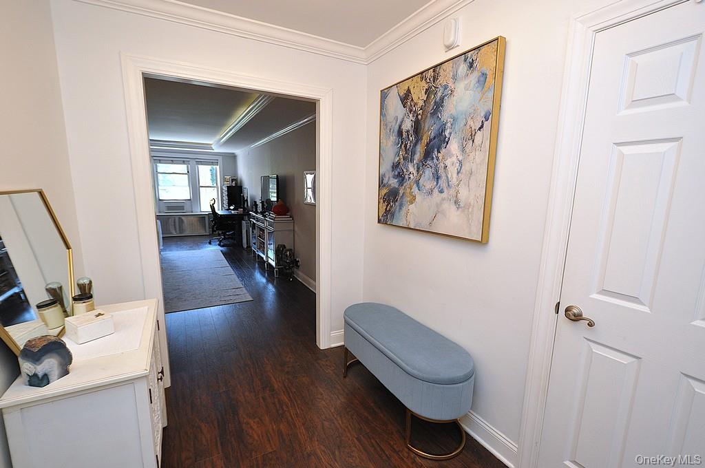 280 Bronxville Road, Unit 4O photo 18