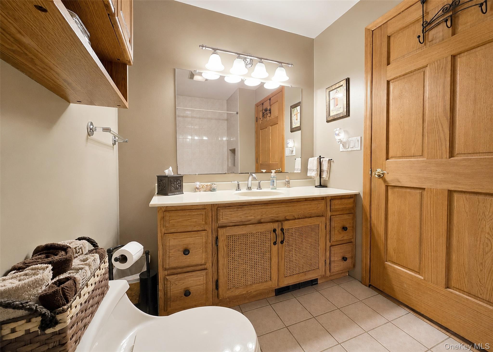 370 Avenue A – For Sale photo 29