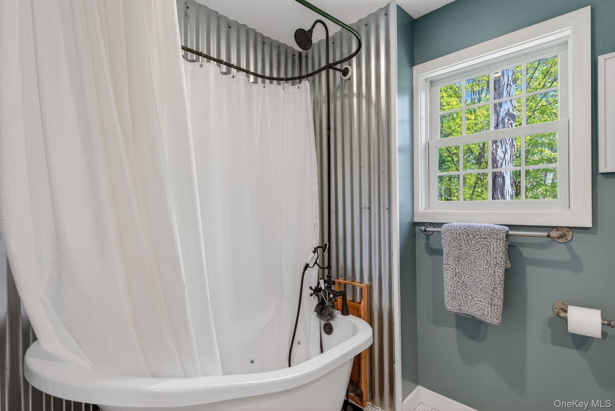 322 Morrison Road – For Sale photo 26