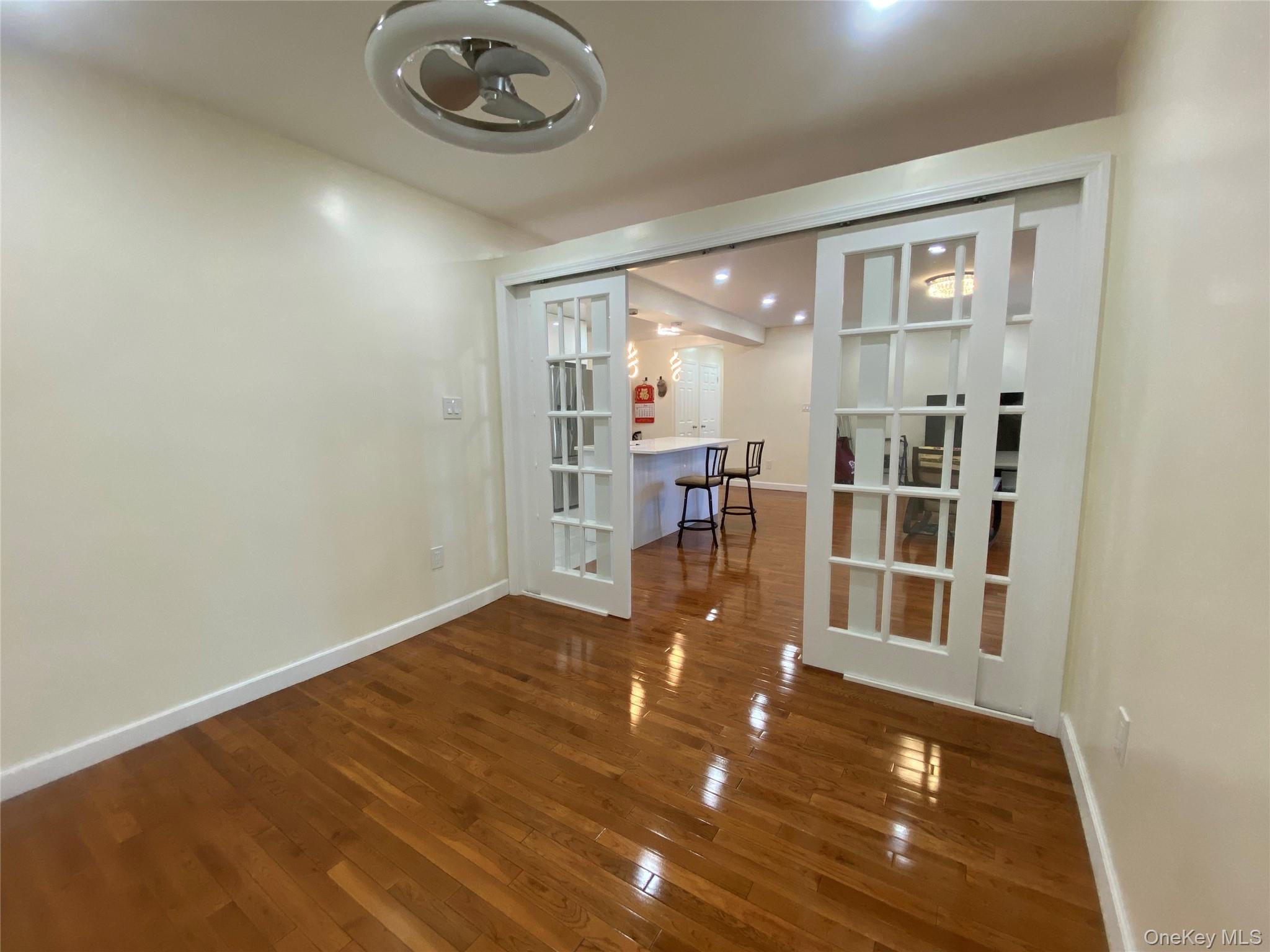 134-54 Maple  Ave, Unit 5K photo 18