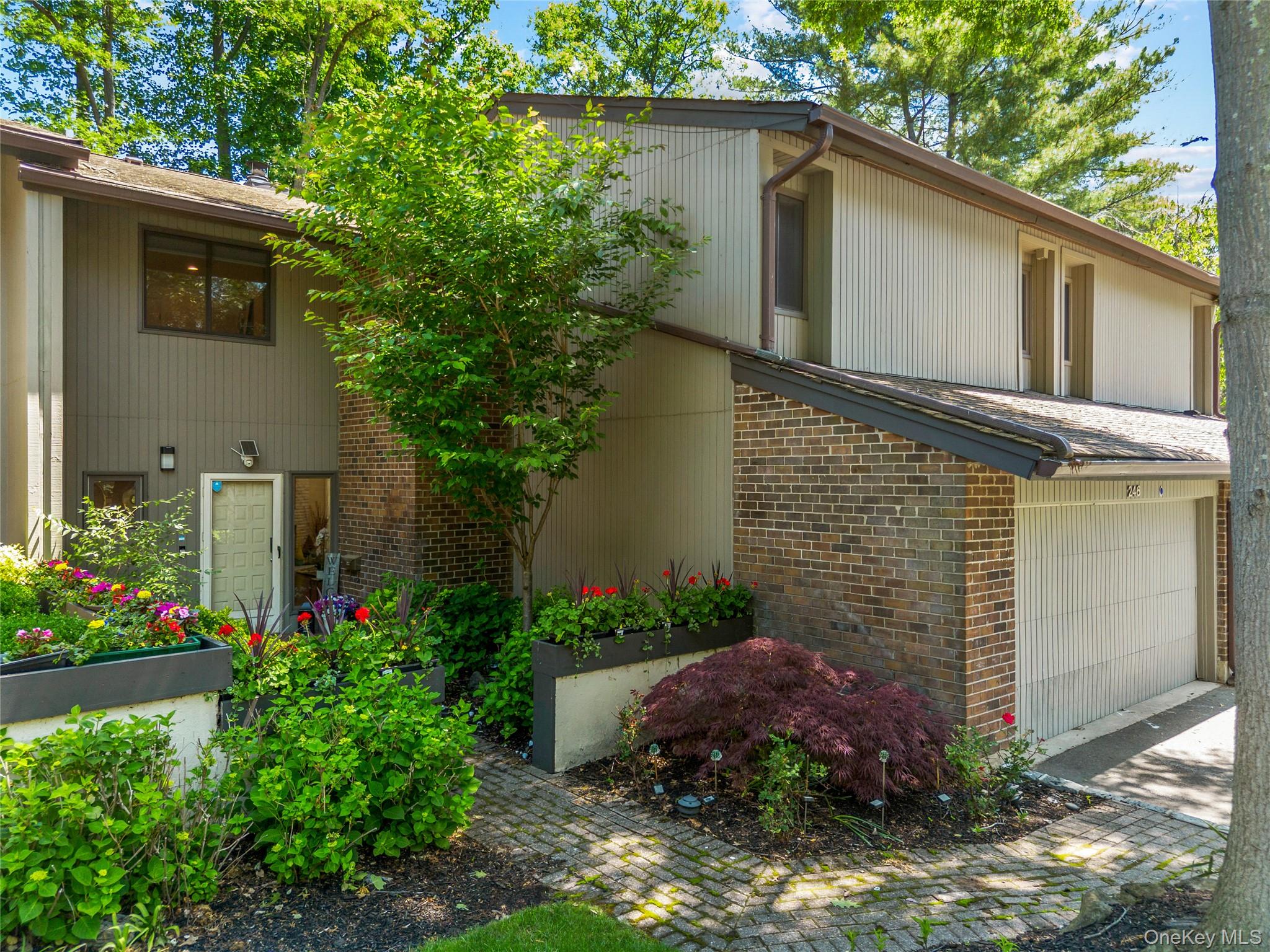 246 Hamlet Drive – For Sale photo 6