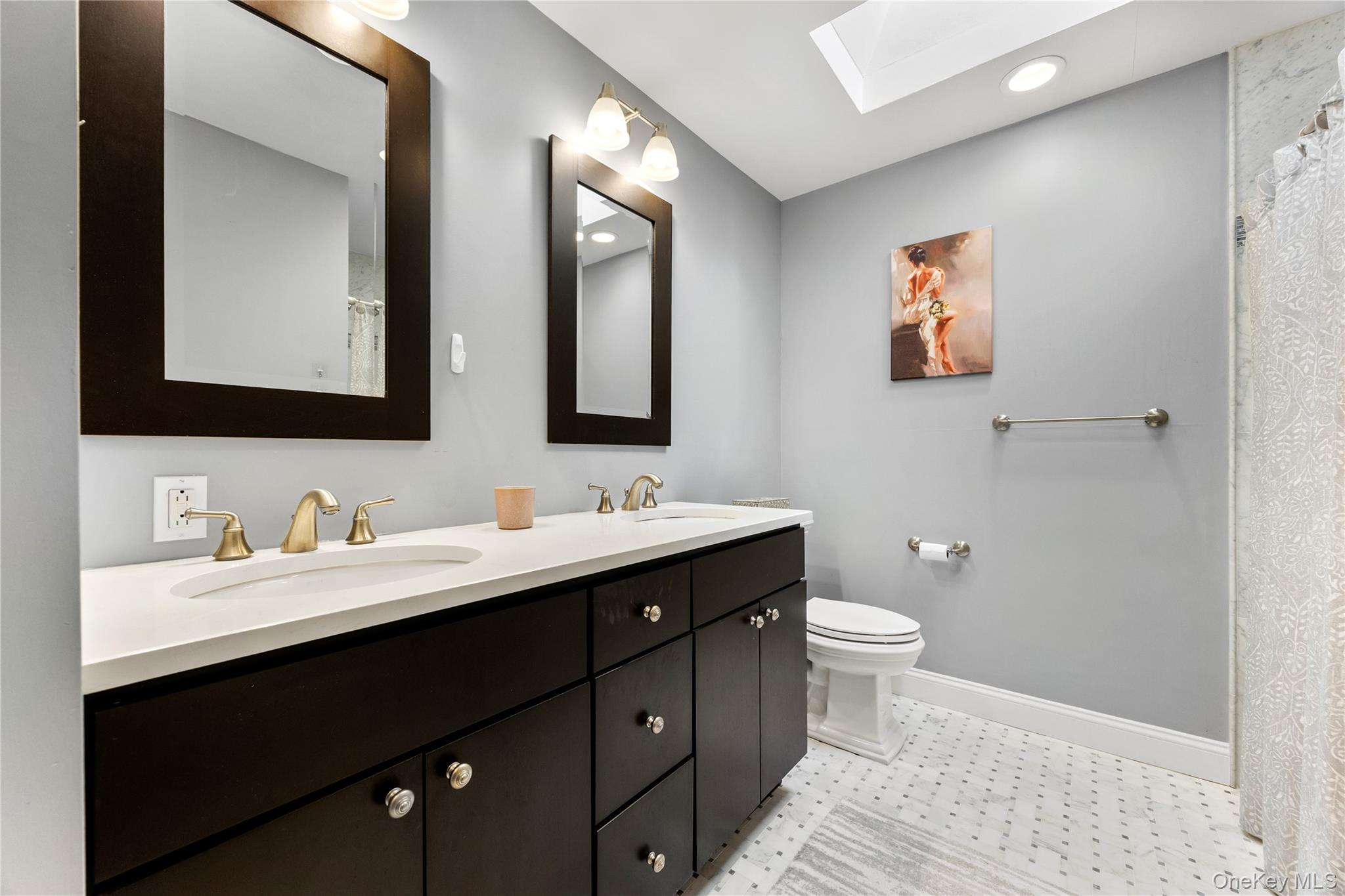 246 Hamlet Drive – For Sale photo 16