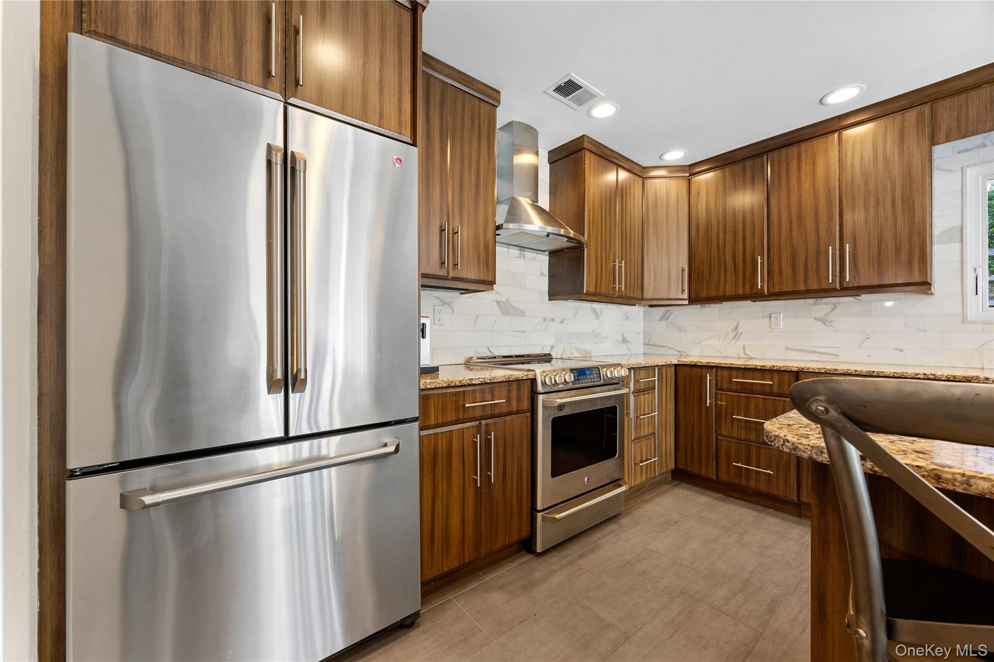 246 Hamlet Drive – For Sale photo 11