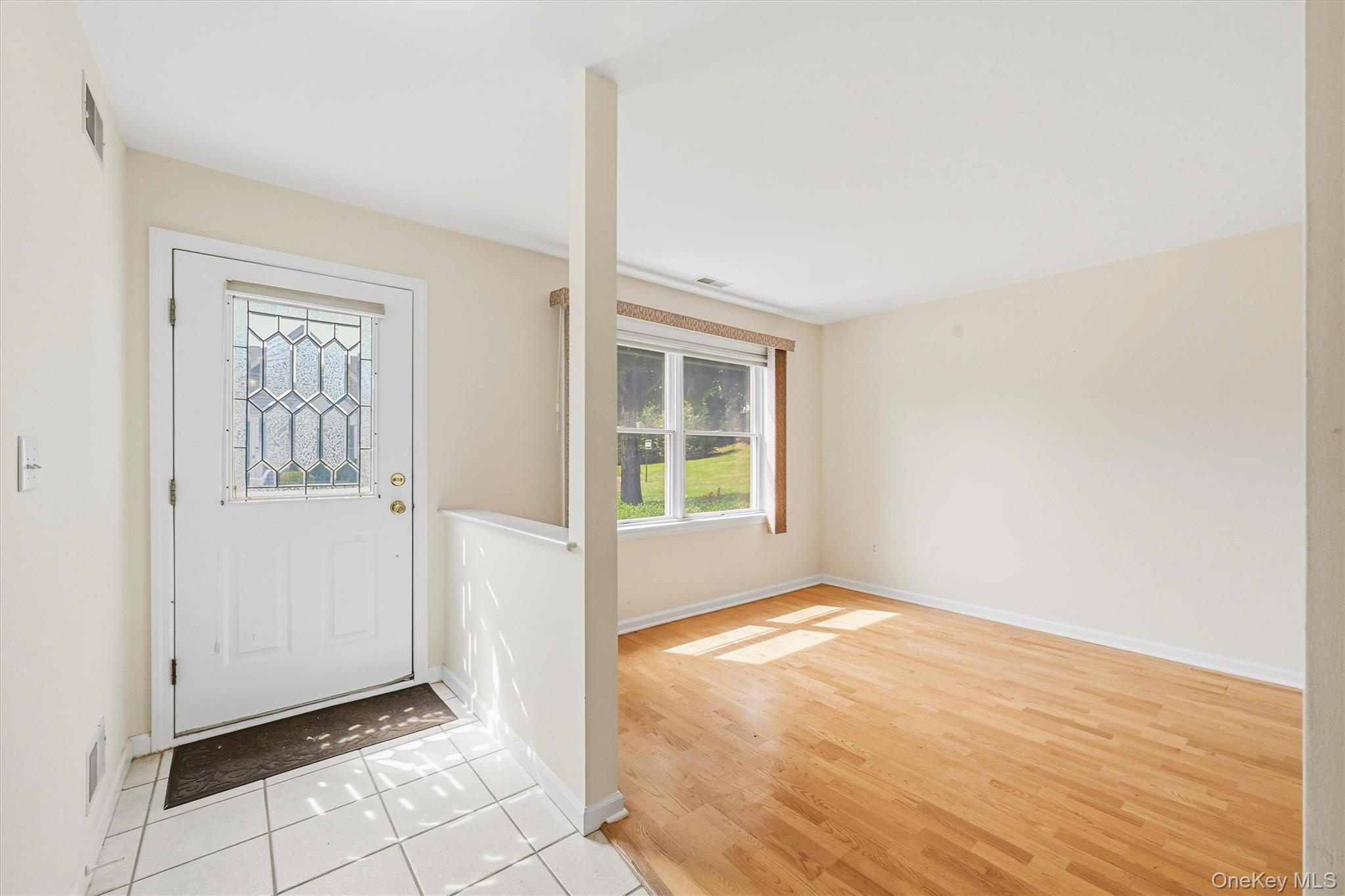 36 Windsor Circle, Unit D1 photo 4