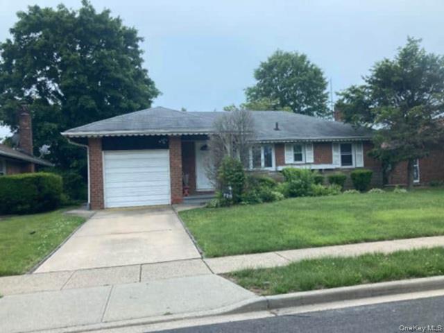726 Dean Drive – For Sale