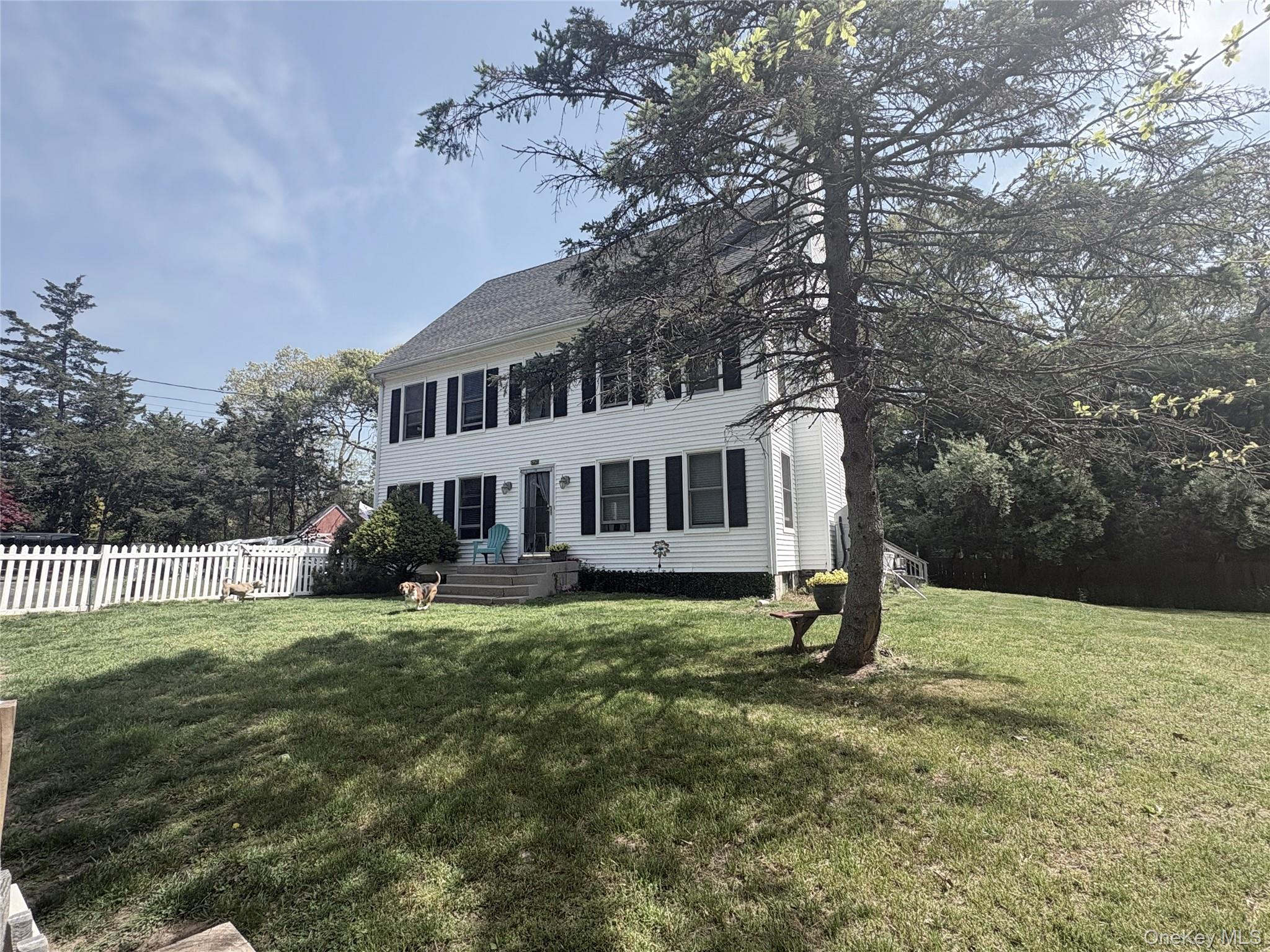 533, 531, 529 Montauk Highway – For Sale photo 2