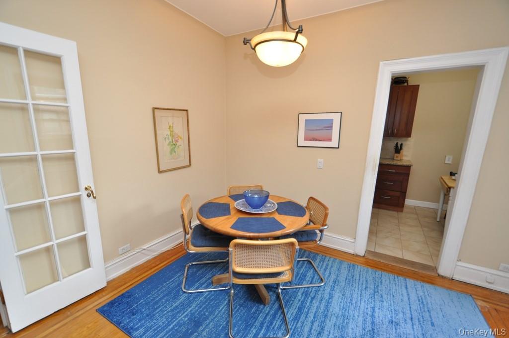 143 Garth Road, Unit 5J photo 4