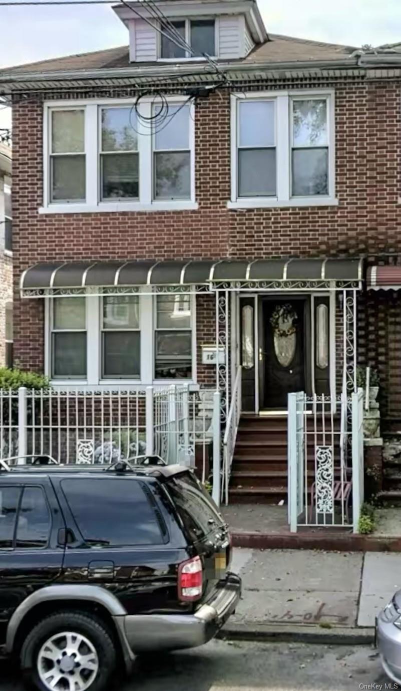167 E 53rd Street – For Sale