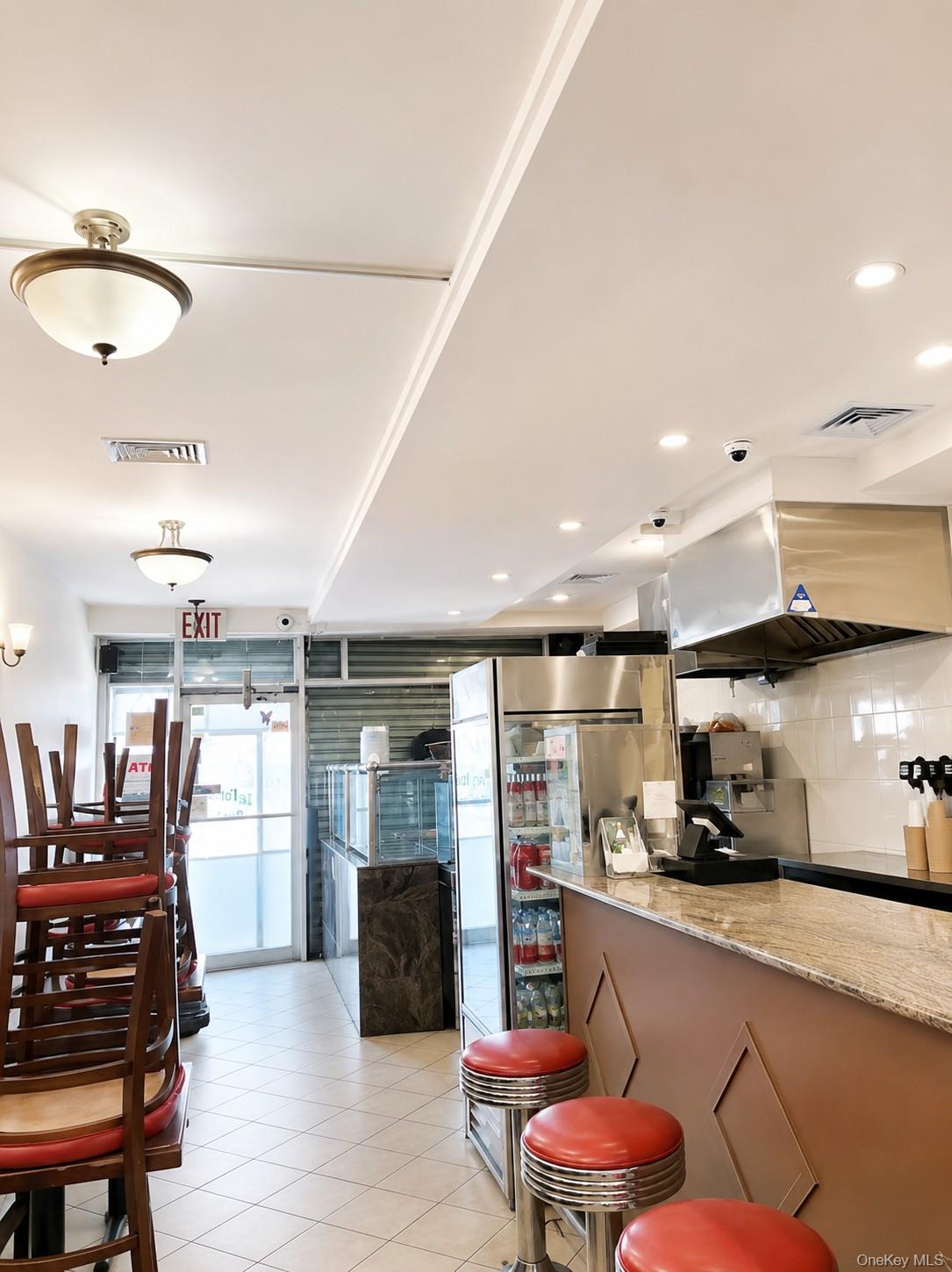 1715 Cornelia Street – For Rent photo 2