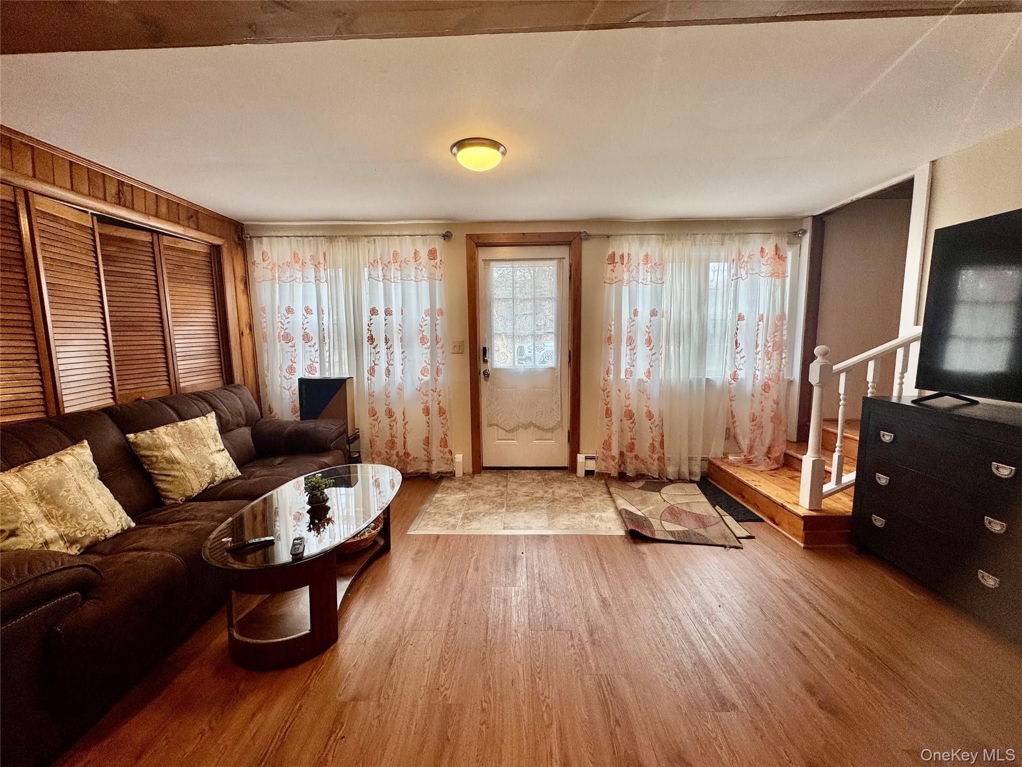 1 Royal Acres Drive – For Sale photo 3