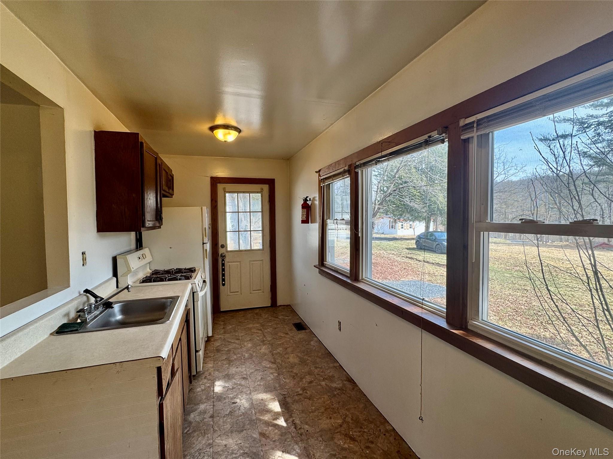 1 Royal Acres Drive – For Sale photo 38