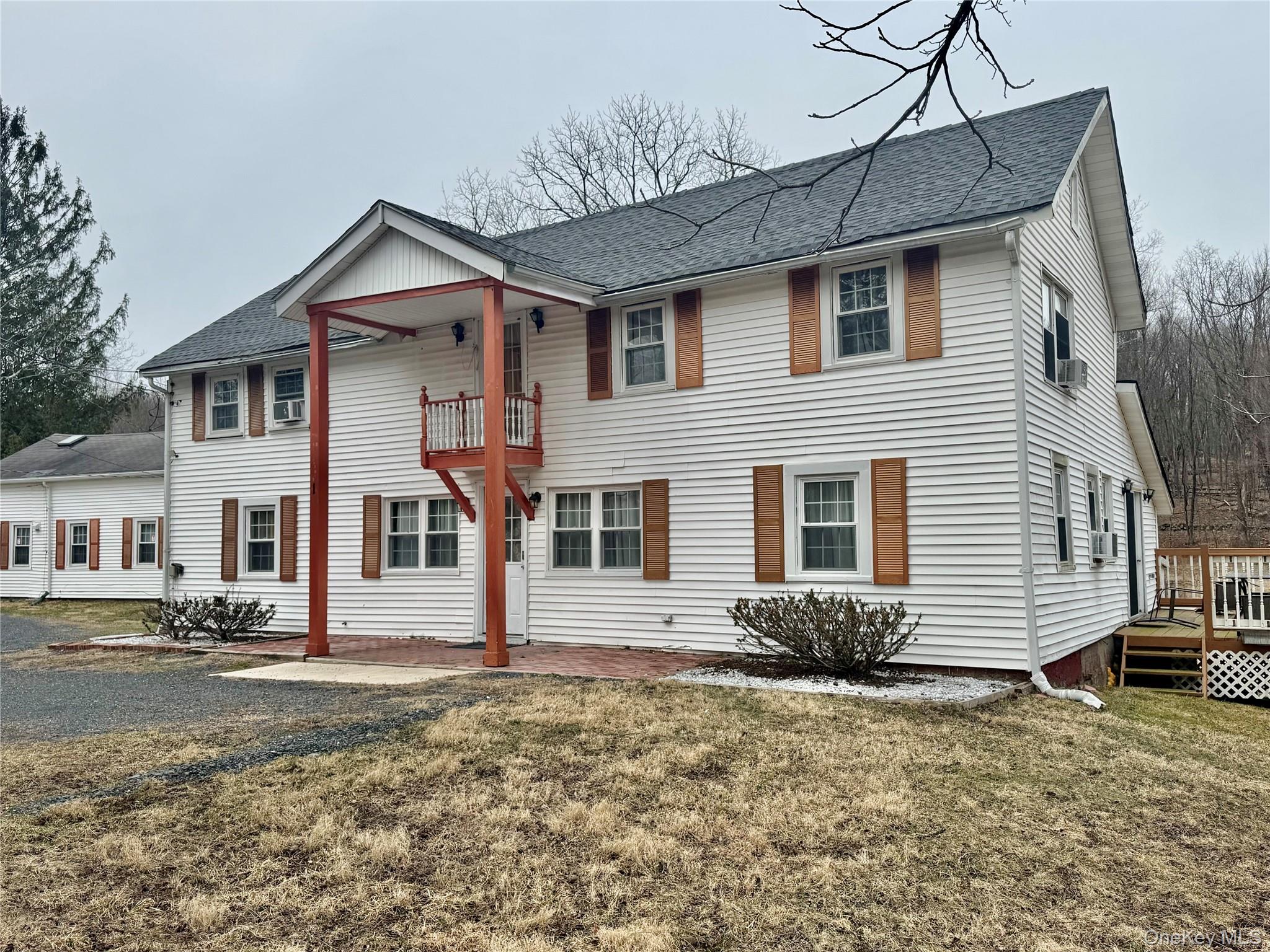 1 Royal Acres Drive – For Sale