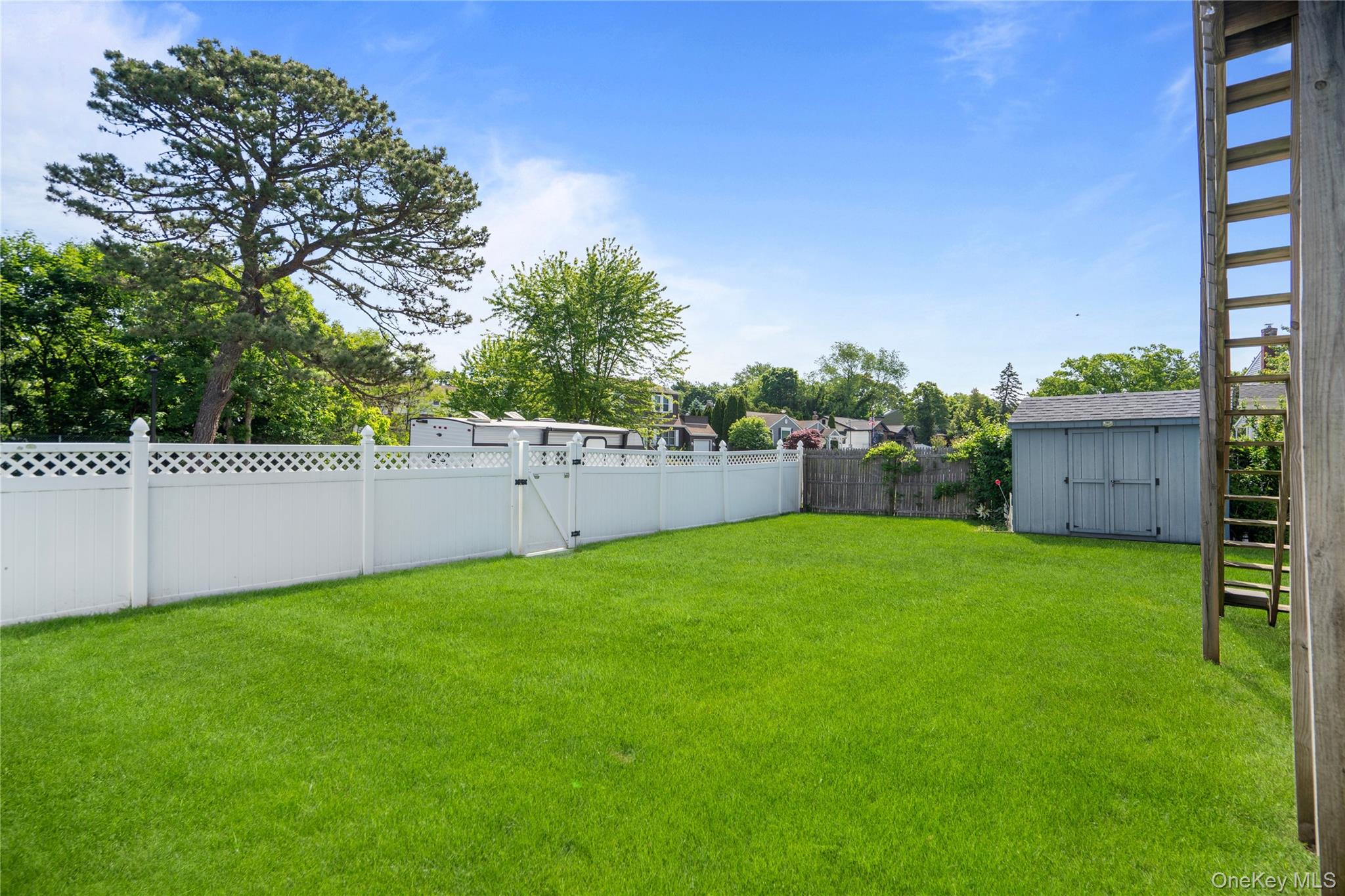 43 Woods Lane – For Sale photo 29
