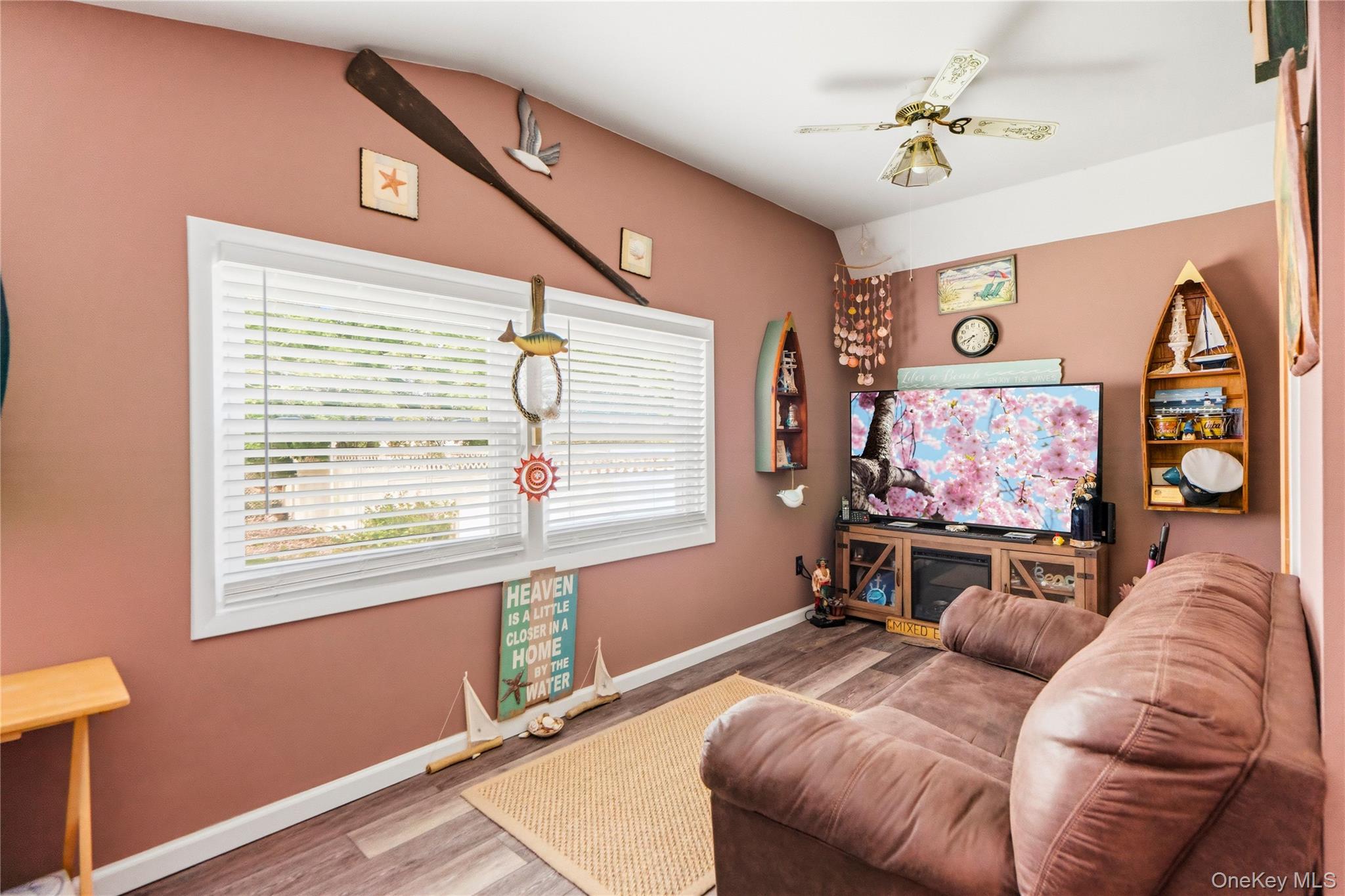 43 Woods Lane – For Sale photo 18
