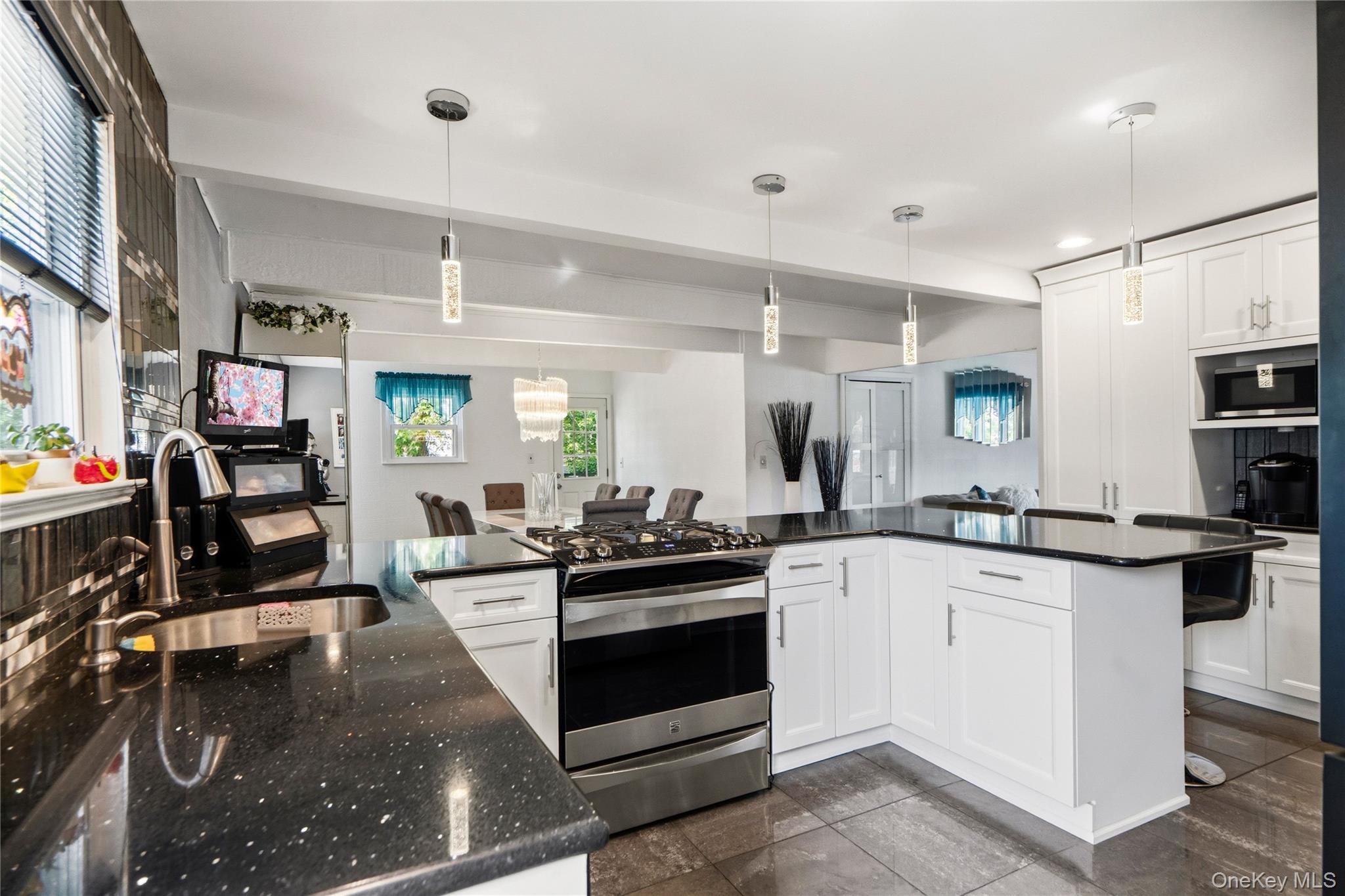 43 Woods Lane – For Sale photo 15