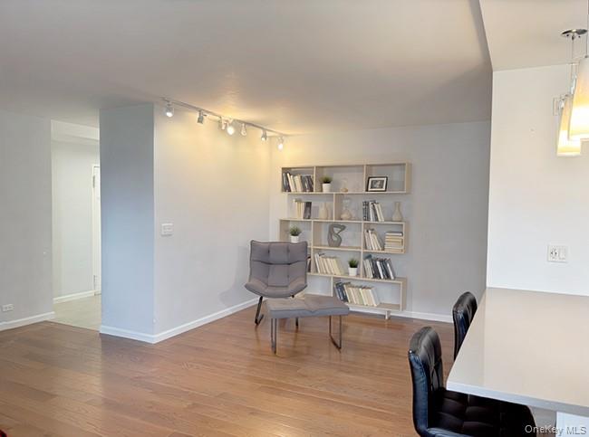 573 Grand Street, Unit D802 photo 2