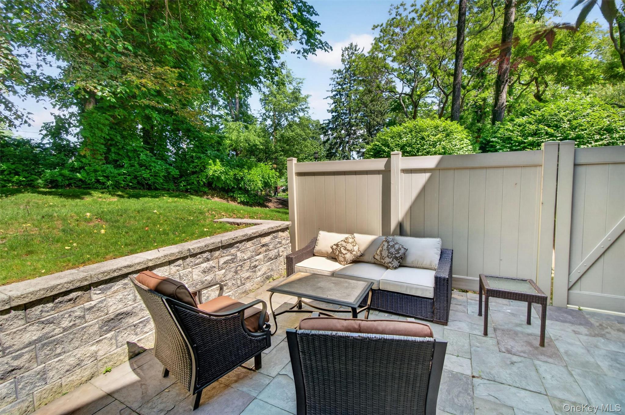 6 Old Lake Road – For Sale photo 31