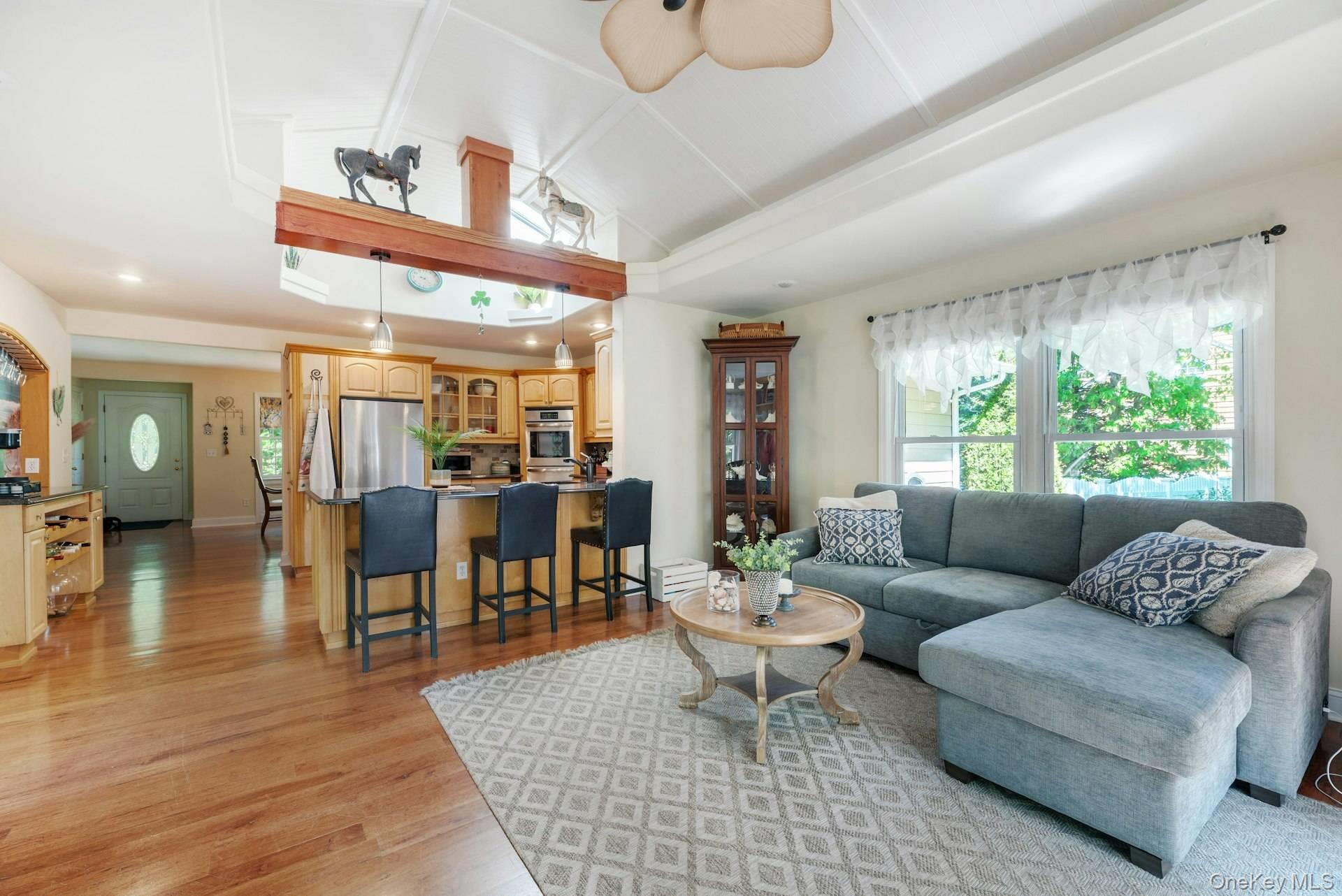 21 Jones Road – For Sale photo 6
