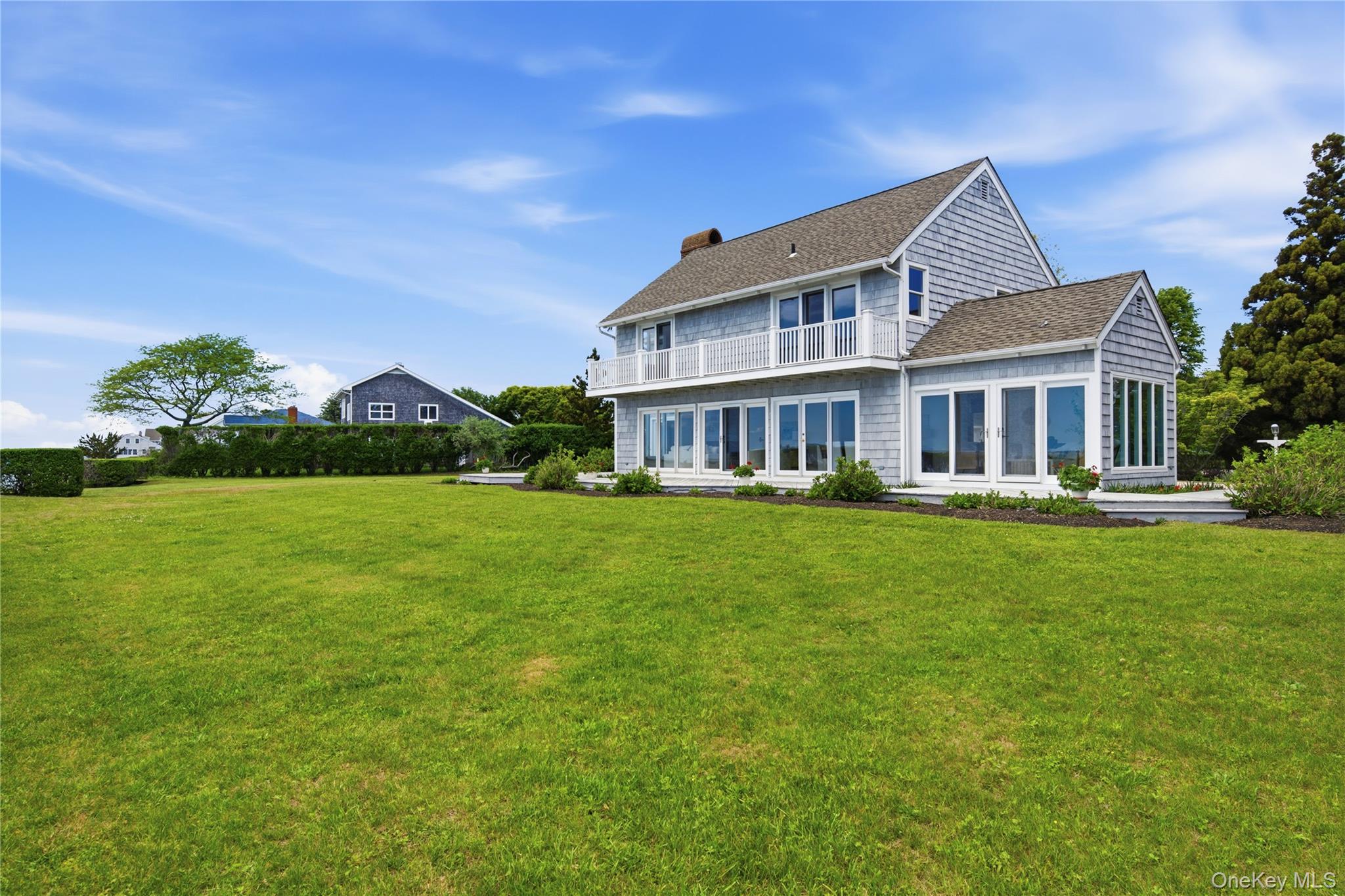 90 Peconic Avenue – For Sale photo 32