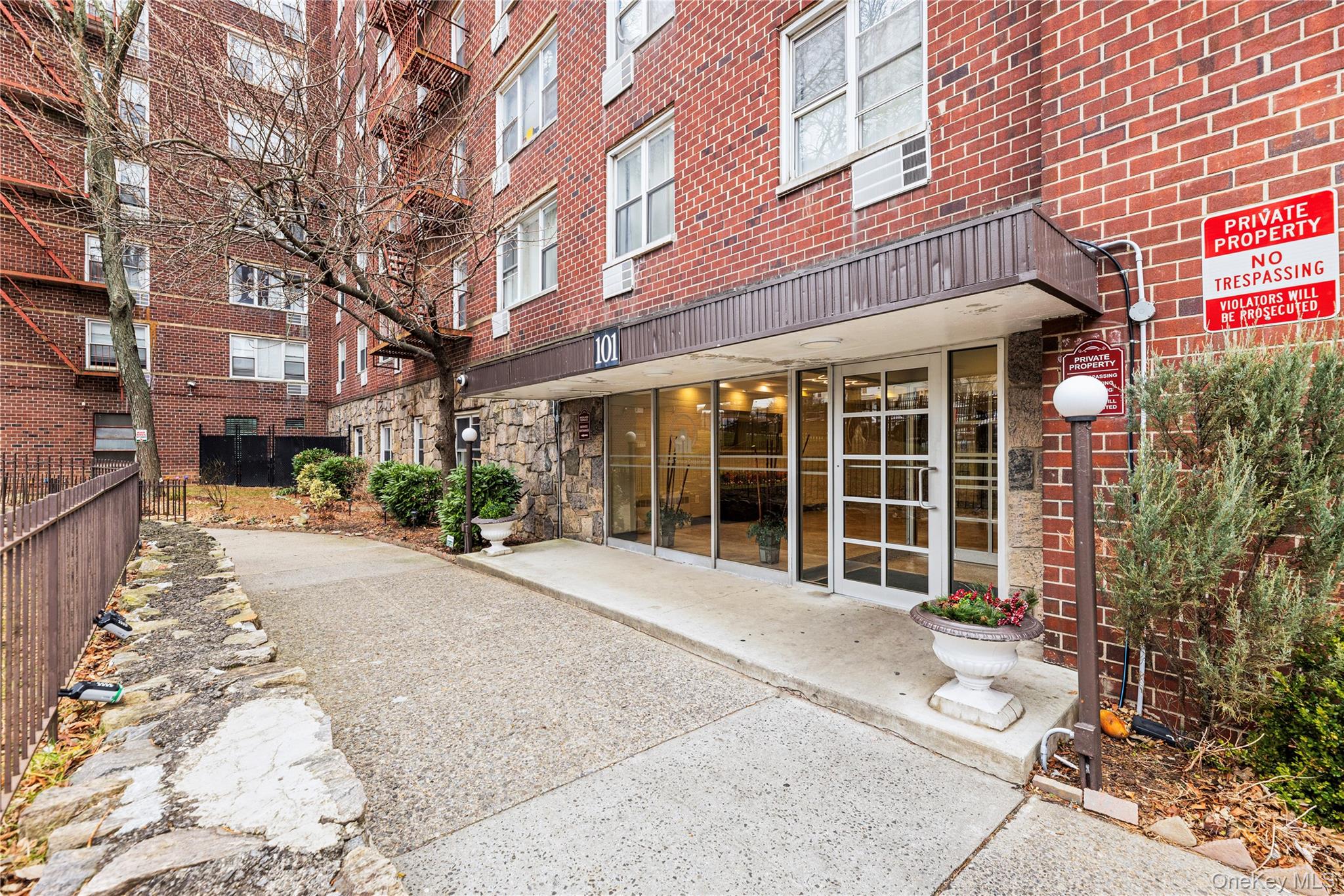 101 Highland Avenue, Unit 4R