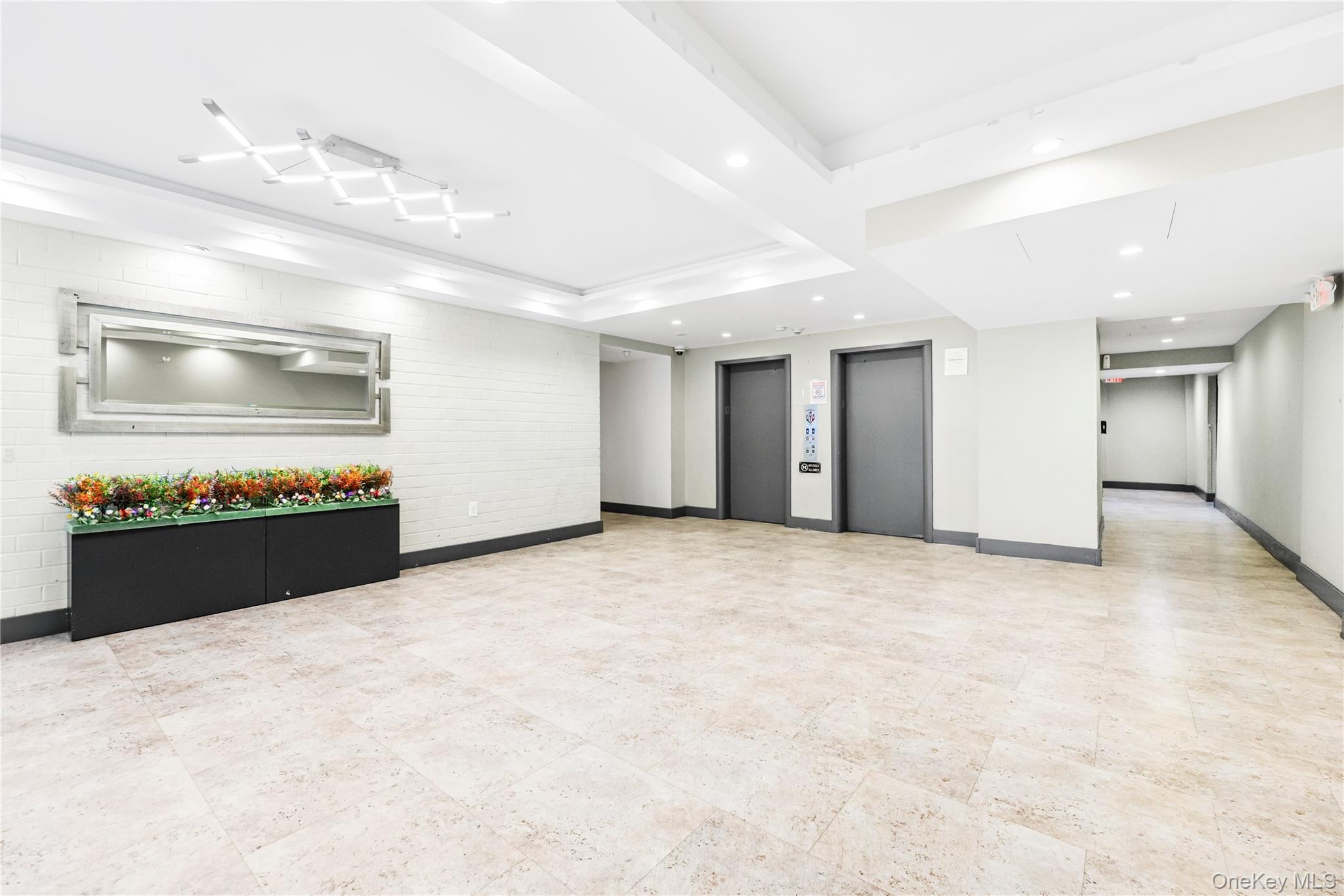 101 Highland Avenue, Unit 4R photo 4