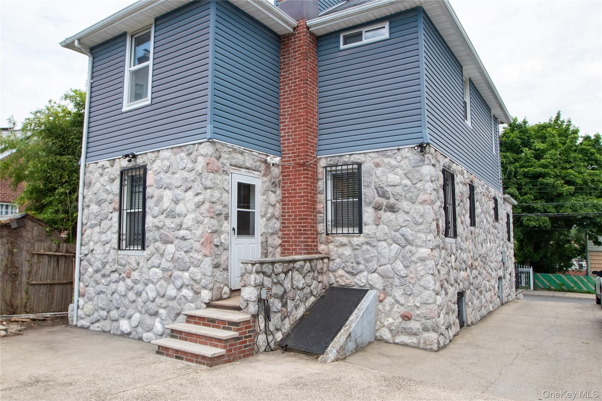 4810 Robertson Street – For Sale photo 4
