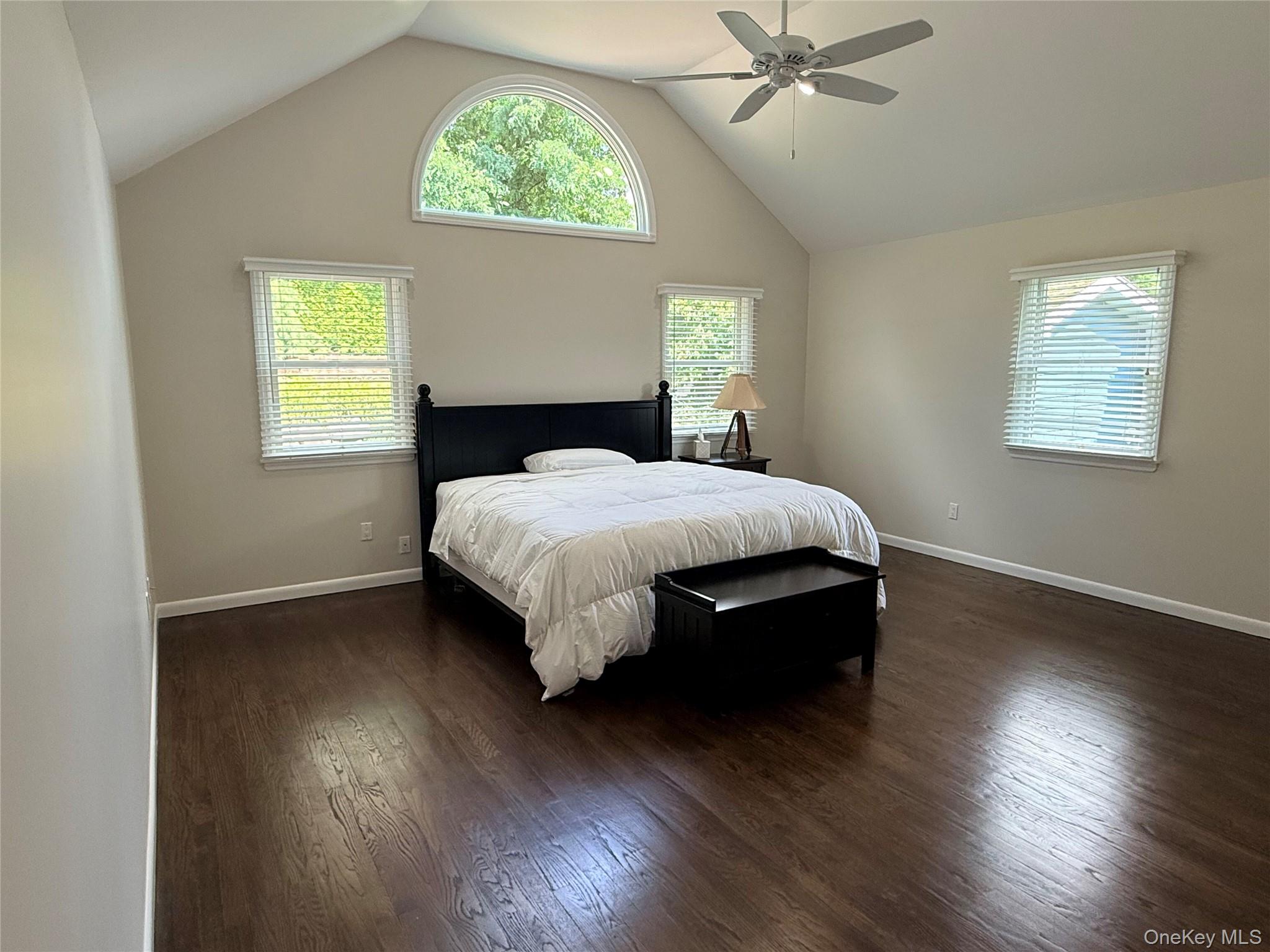 5 Soundview Drive – For Sale photo 25