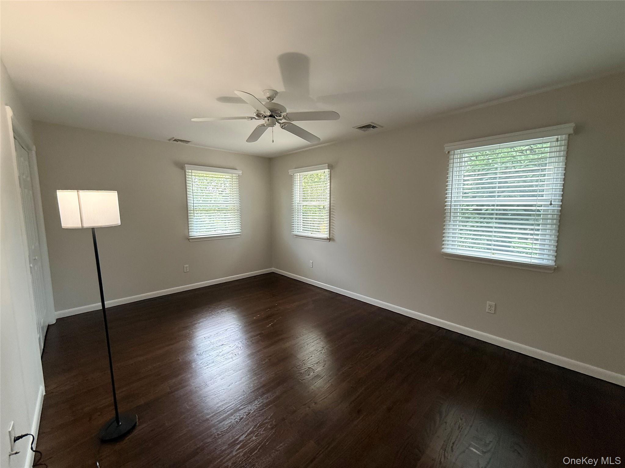 5 Soundview Drive – For Sale photo 32